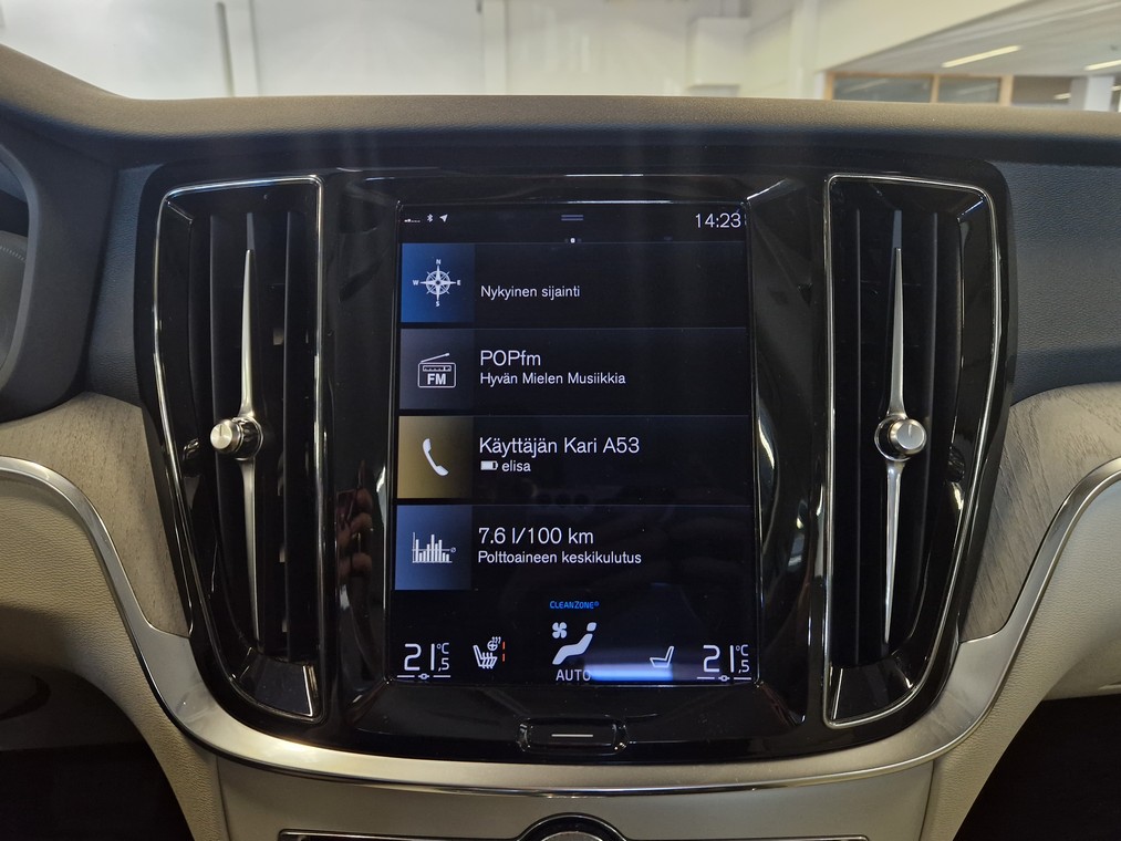 Volvo V60 T8 AWD LONG RANGE INSCRIPTION TAKUU 24KK/40TKM.