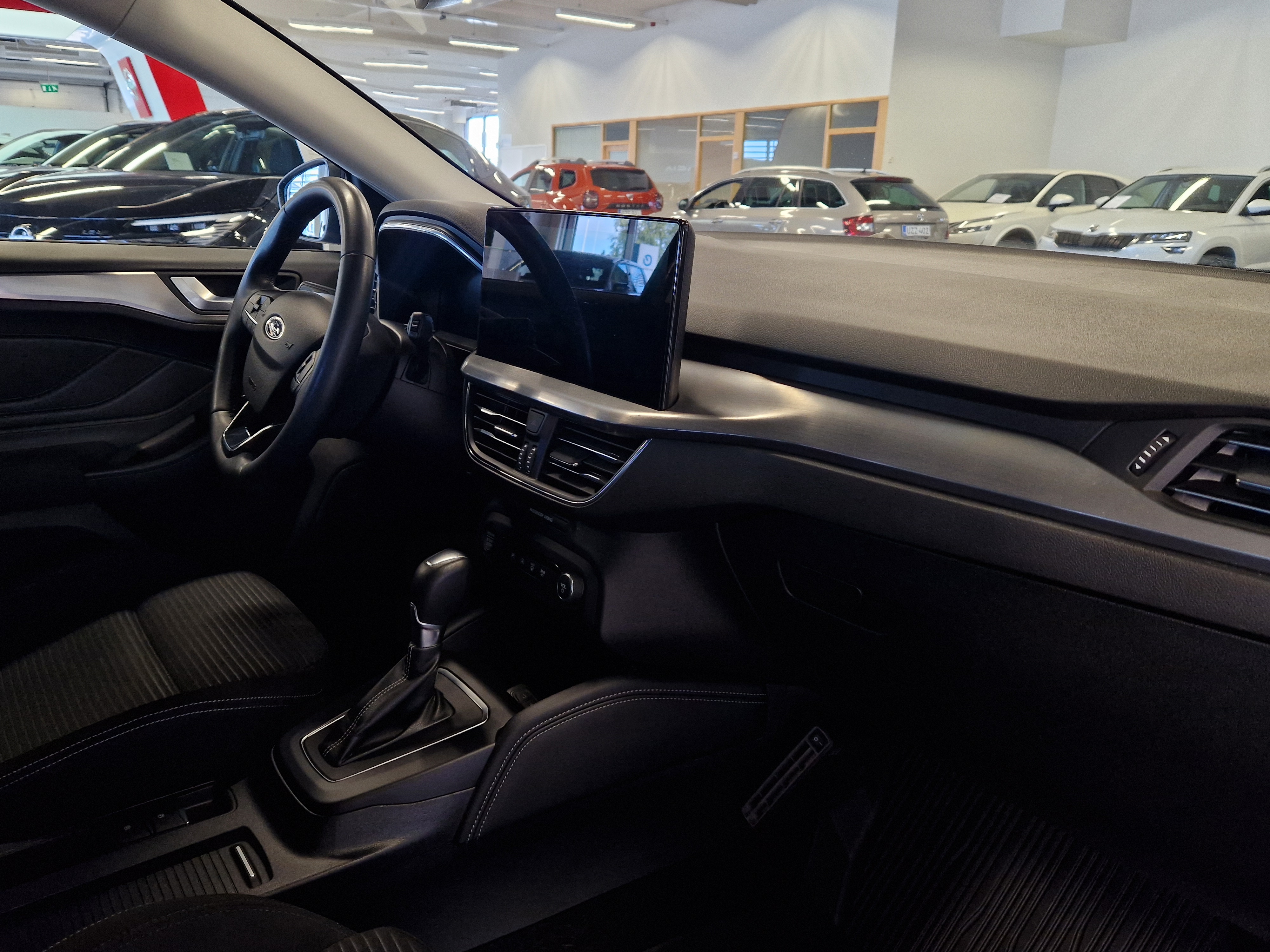 Ford FOCUS 1.0 ECOBOOST HYBRID POWERSHIFT 125HV (KEVYTHYBRIDI
