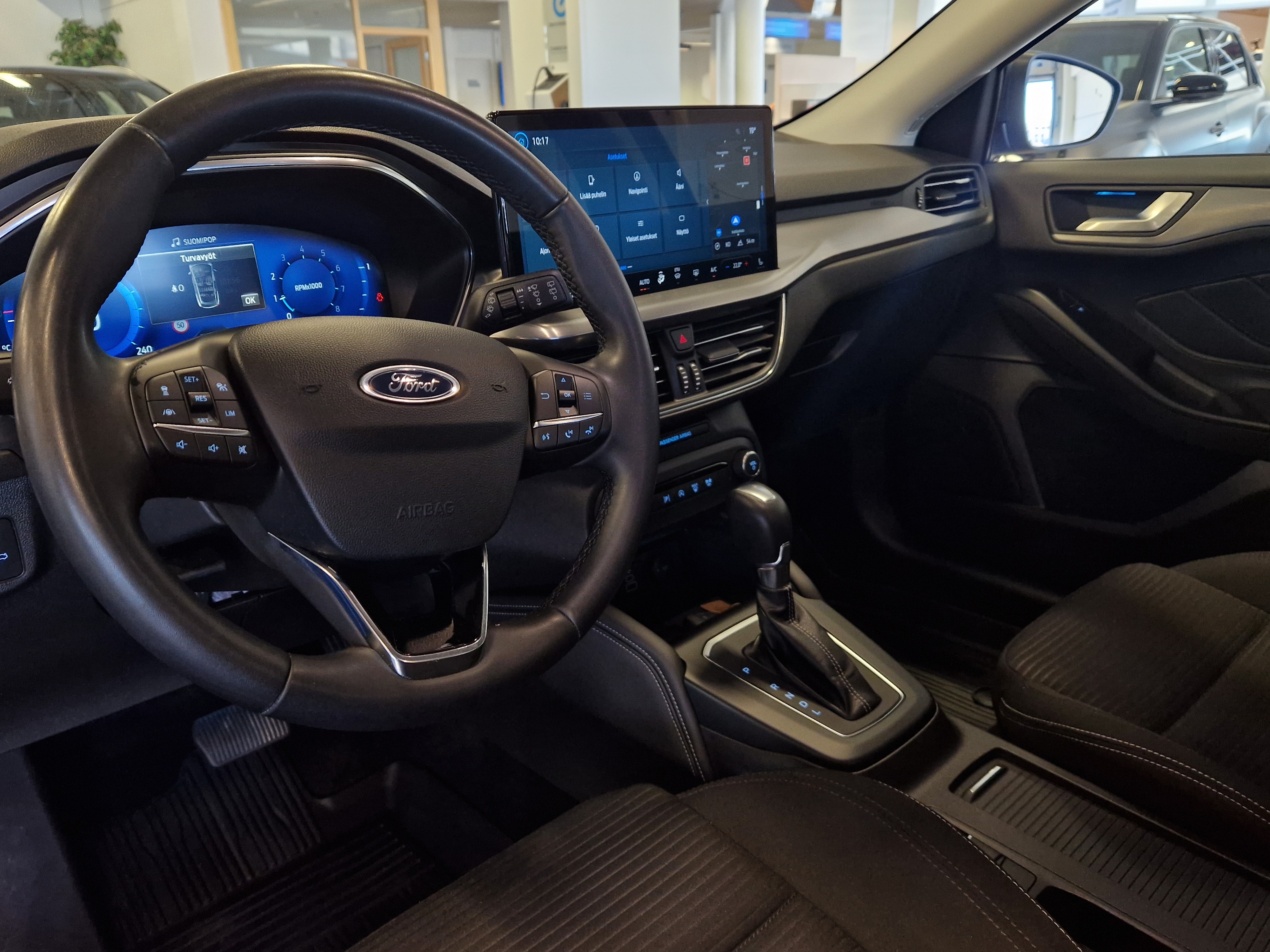 Ford FOCUS 1.0 ECOBOOST HYBRID POWERSHIFT 125HV (KEVYTHYBRIDI