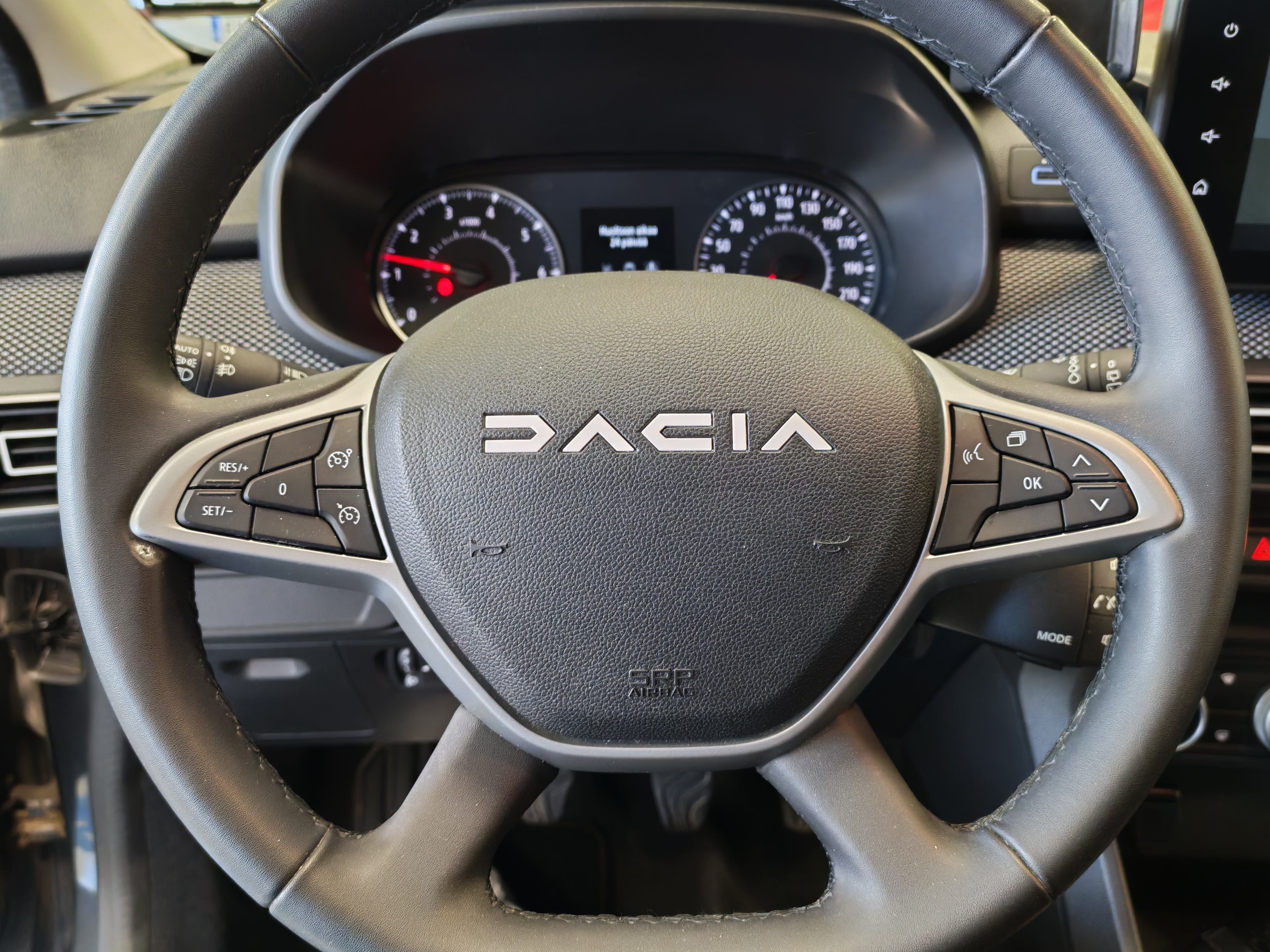Dacia JOGGER TCE 110 EXTREME 7P TAKUU 24KK/40TKM