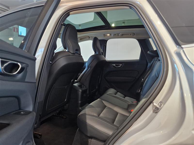 Volvo XC60 T8 AWD LONG RANGE HIGH PERFORMANCE PLUS BRIGHT AUT