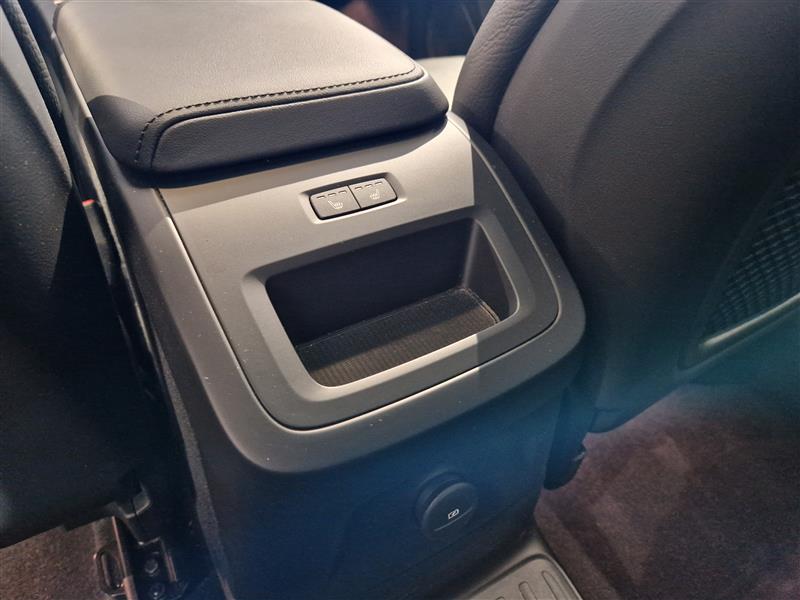 Volvo XC60 T8 AWD LONG RANGE HIGH PERFORMANCE PLUS BRIGHT AUT