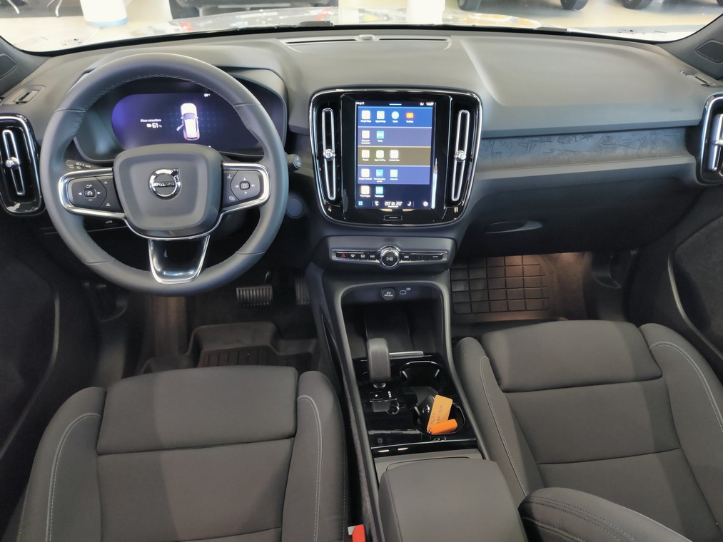 Volvo XC40 RECHARGE TWIN PLUS SELEKT TAKUU 24KK