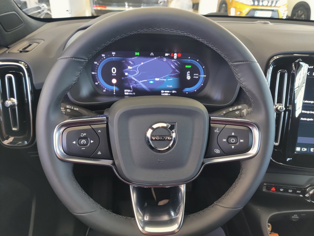 Volvo XC40 RECHARGE TWIN PLUS SELEKT TAKUU 24KK