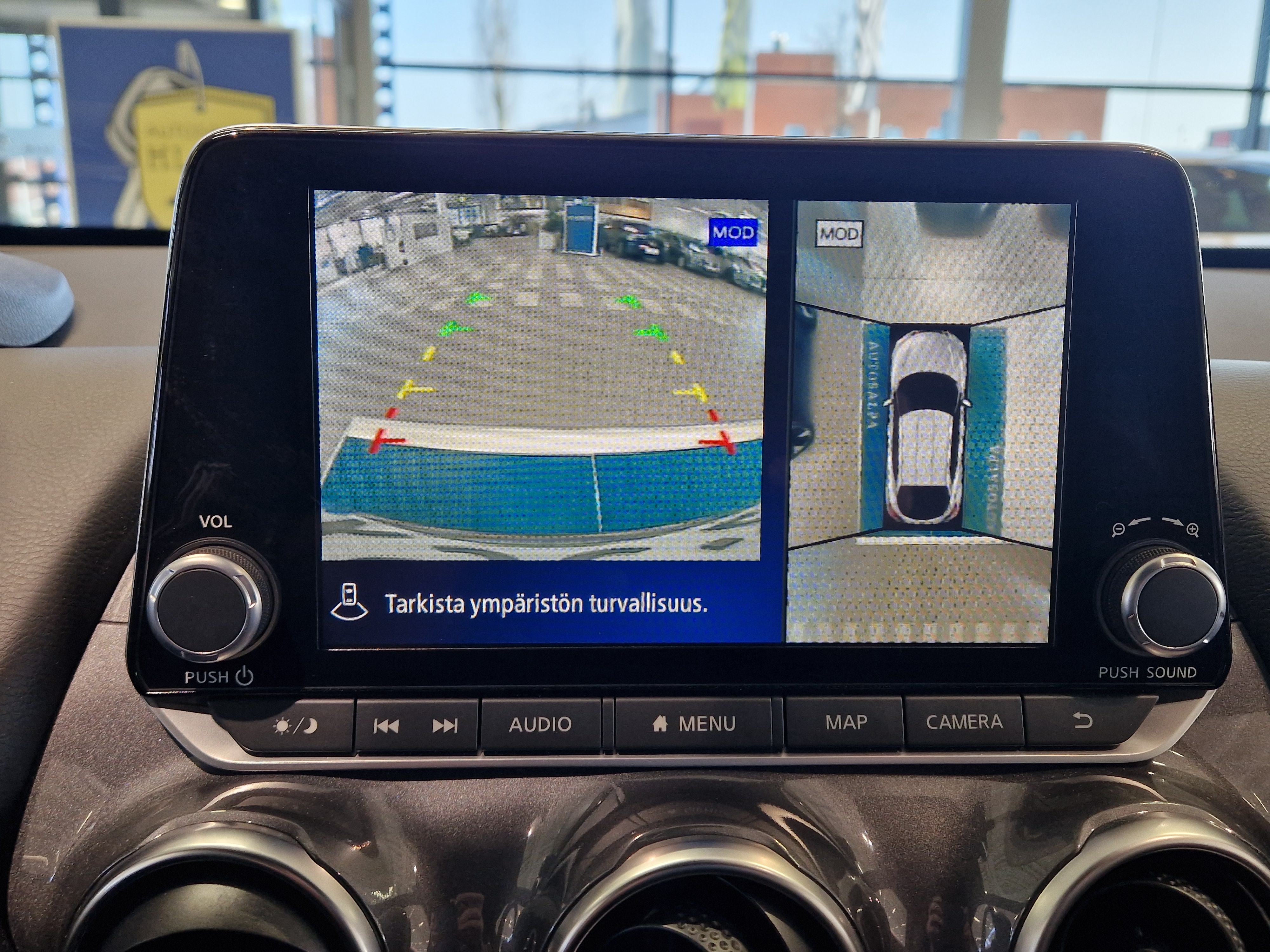 Nissan JUKE DIG-T 143HP 4AMT TEKNA + NAVI HEV HSW