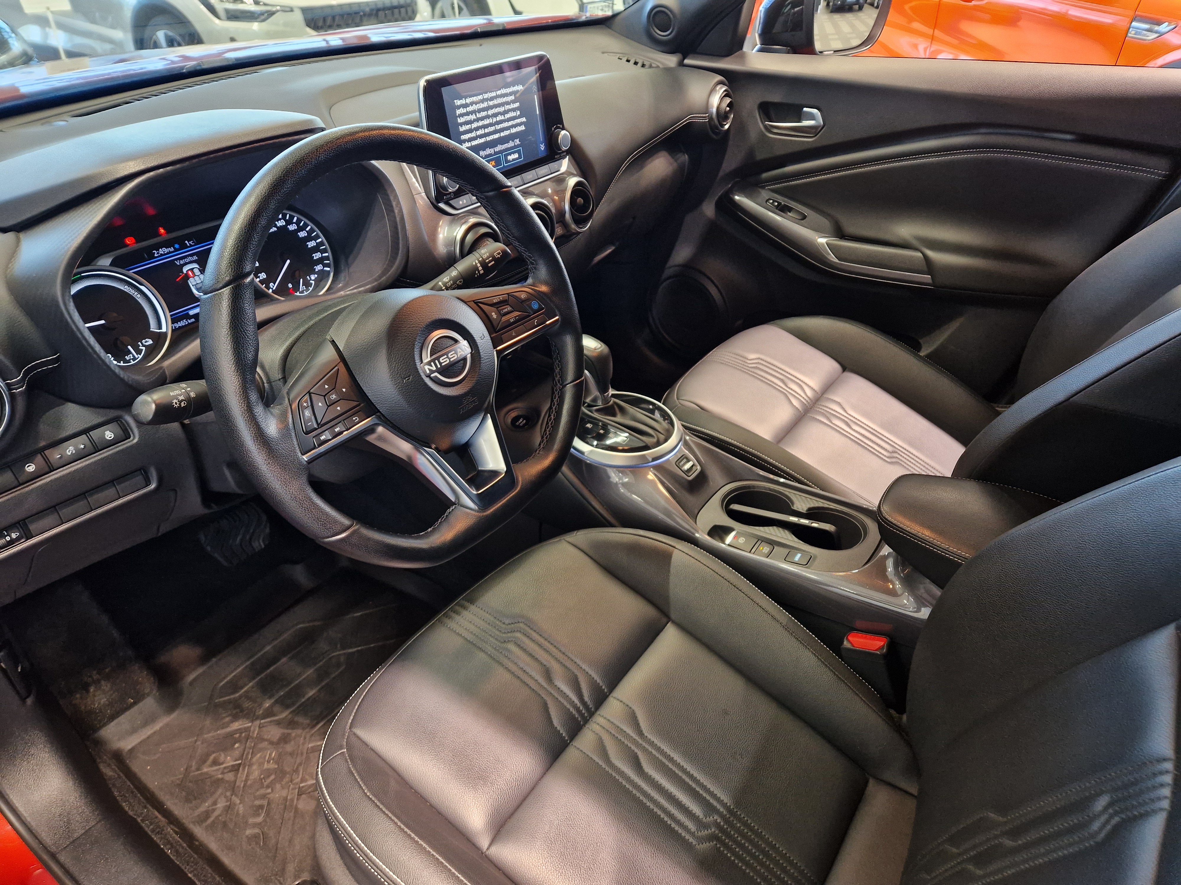 Nissan JUKE DIG-T 143HP 4AMT TEKNA + NAVI HEV HSW