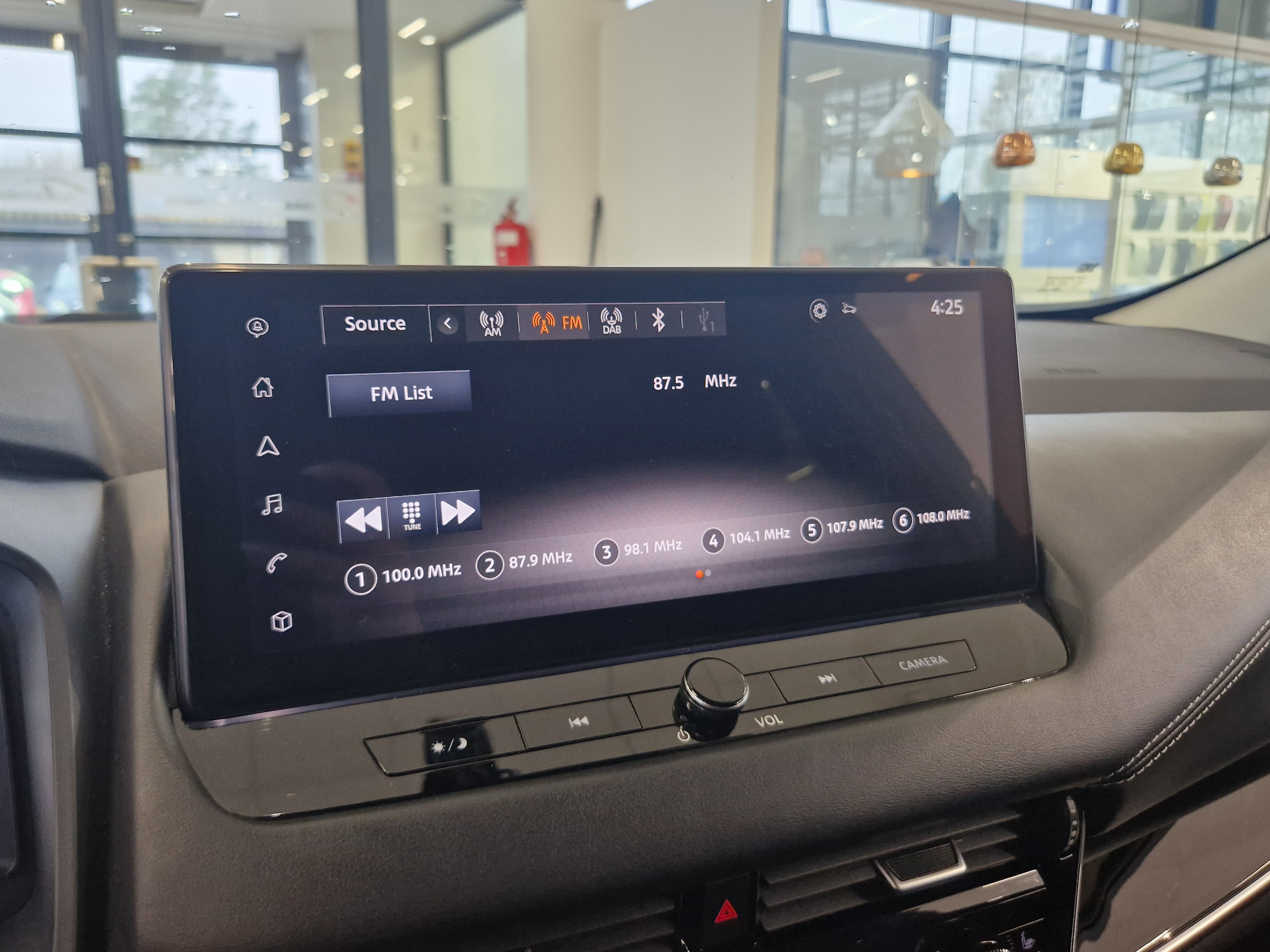 Nissan QASHQAI E-POWER 2WD N-CONNECTA TAKUU 24KK/40TKM