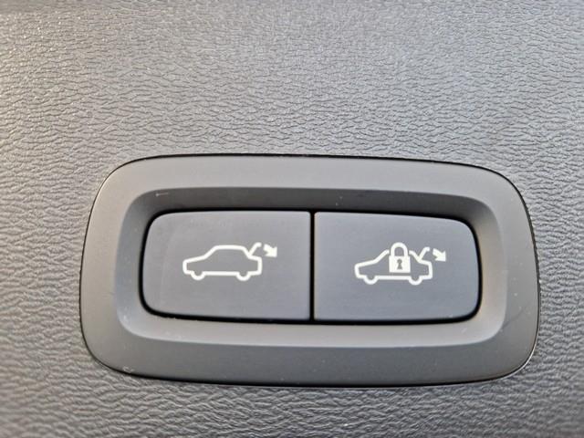 Volvo XC40 RECHARGE TWIN PLUS