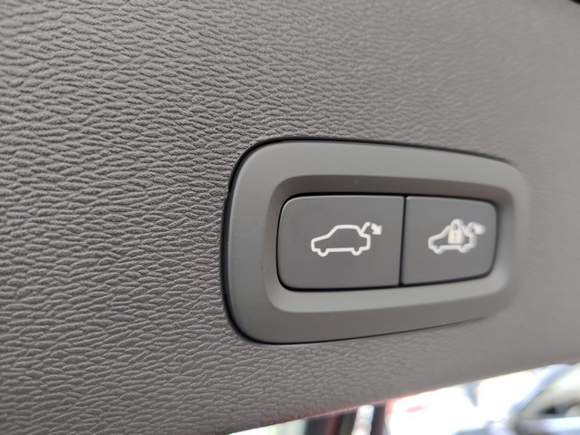 Volvo C40 RECHARGE SINGLE PLUS EXTENDED RANGE.