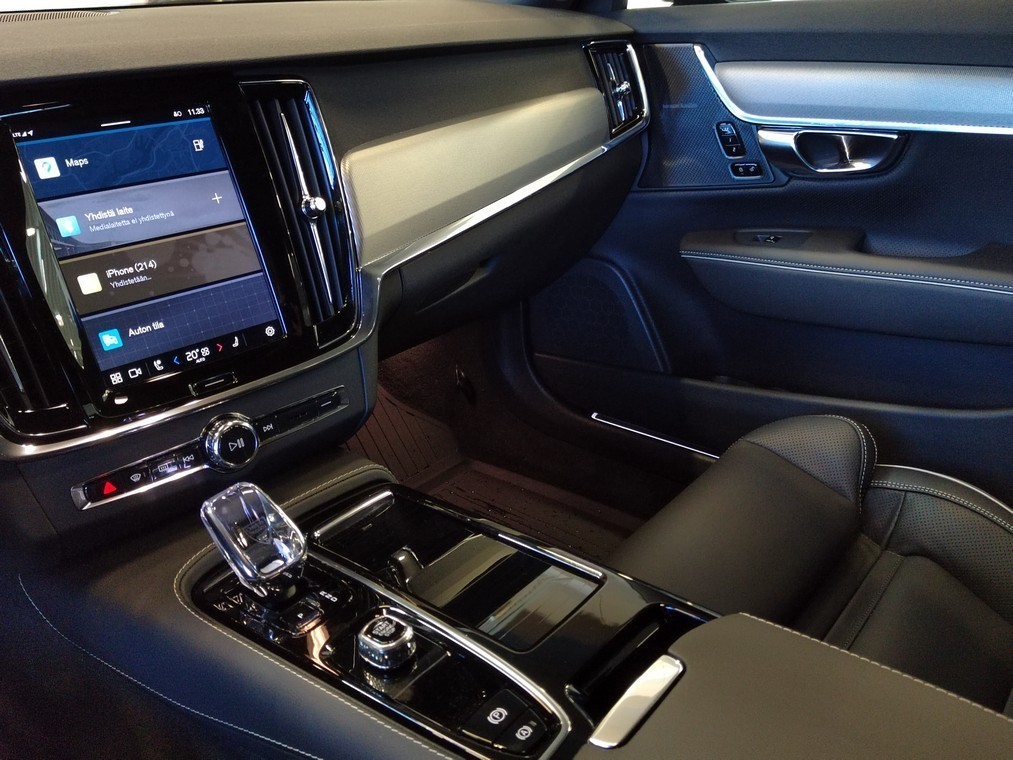 Volvo V90 T6 AWD LONG RANGE PLUS DARK SELEKT TAKUU 24KK