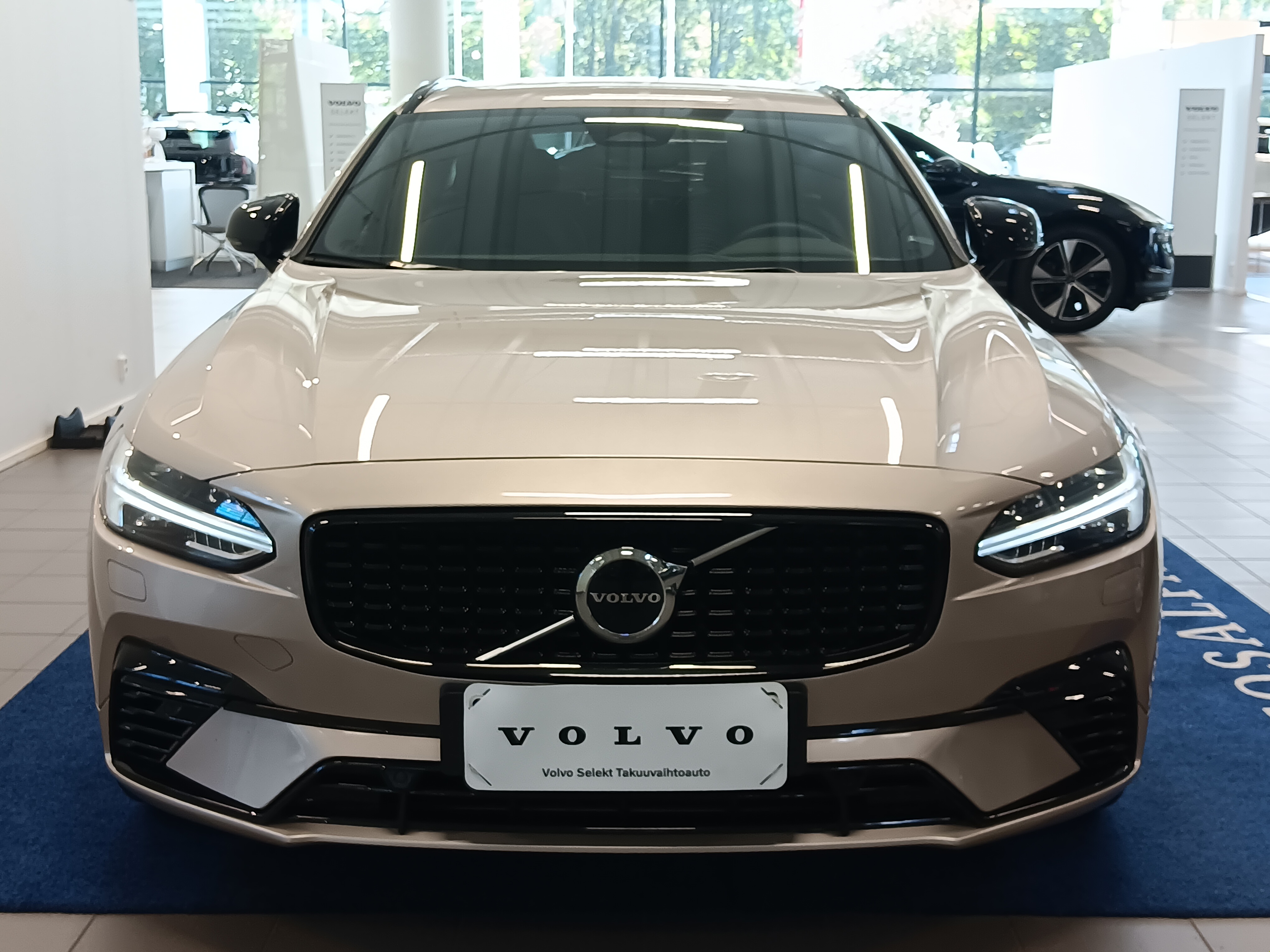 Volvo V90 T6 AWD LONG RANGE PLUS DARK SELEKT TAKUU 24KK