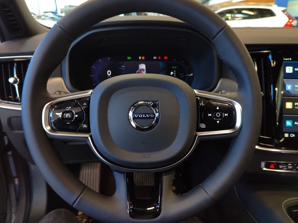 Volvo V90 T6 AWD LONG RANGE PLUS DARK SELEKT TAKUU 24KK.