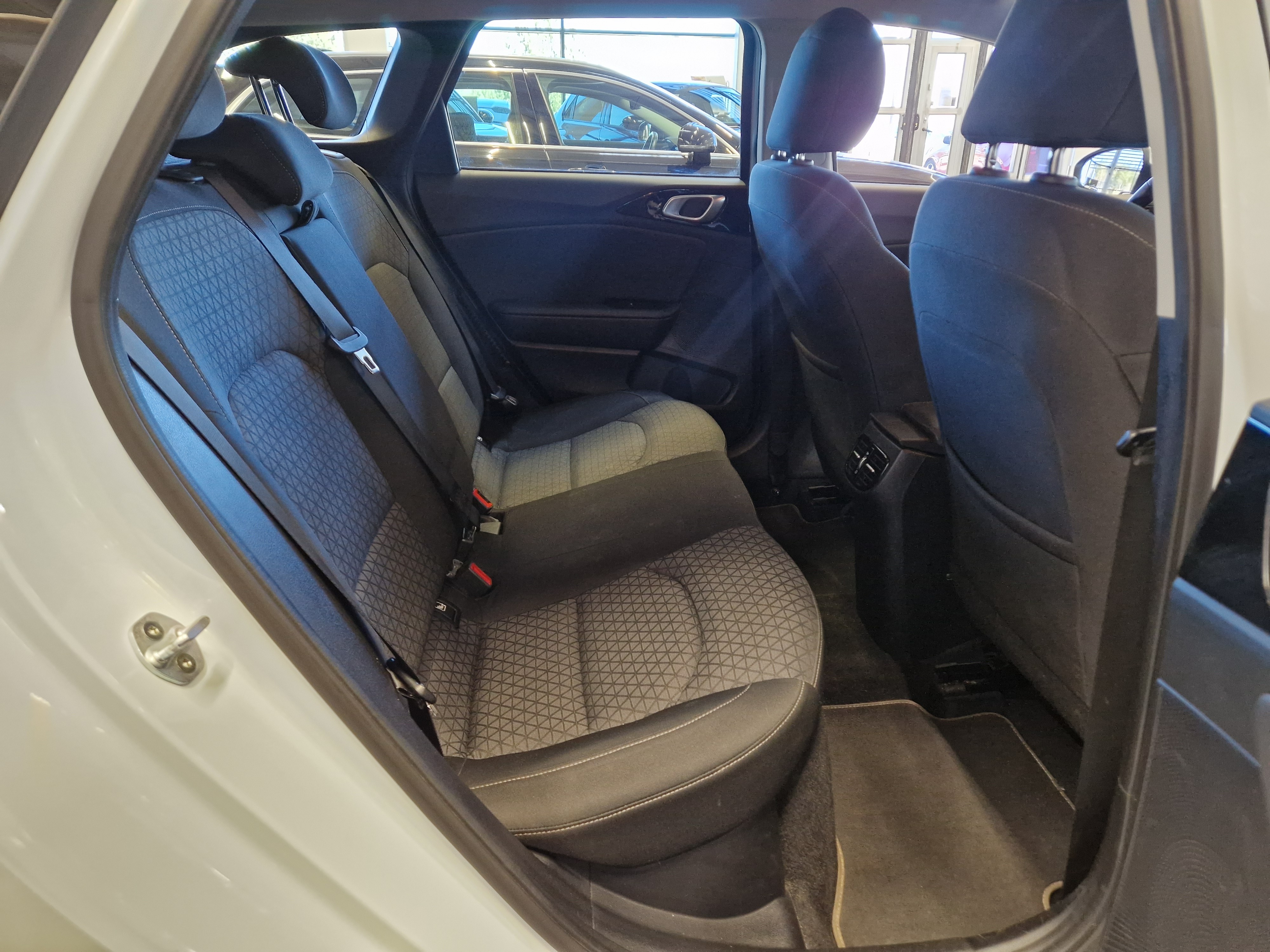Kia CEED 1,6 GDI PLUG-IN HYBRID EX SW DCT