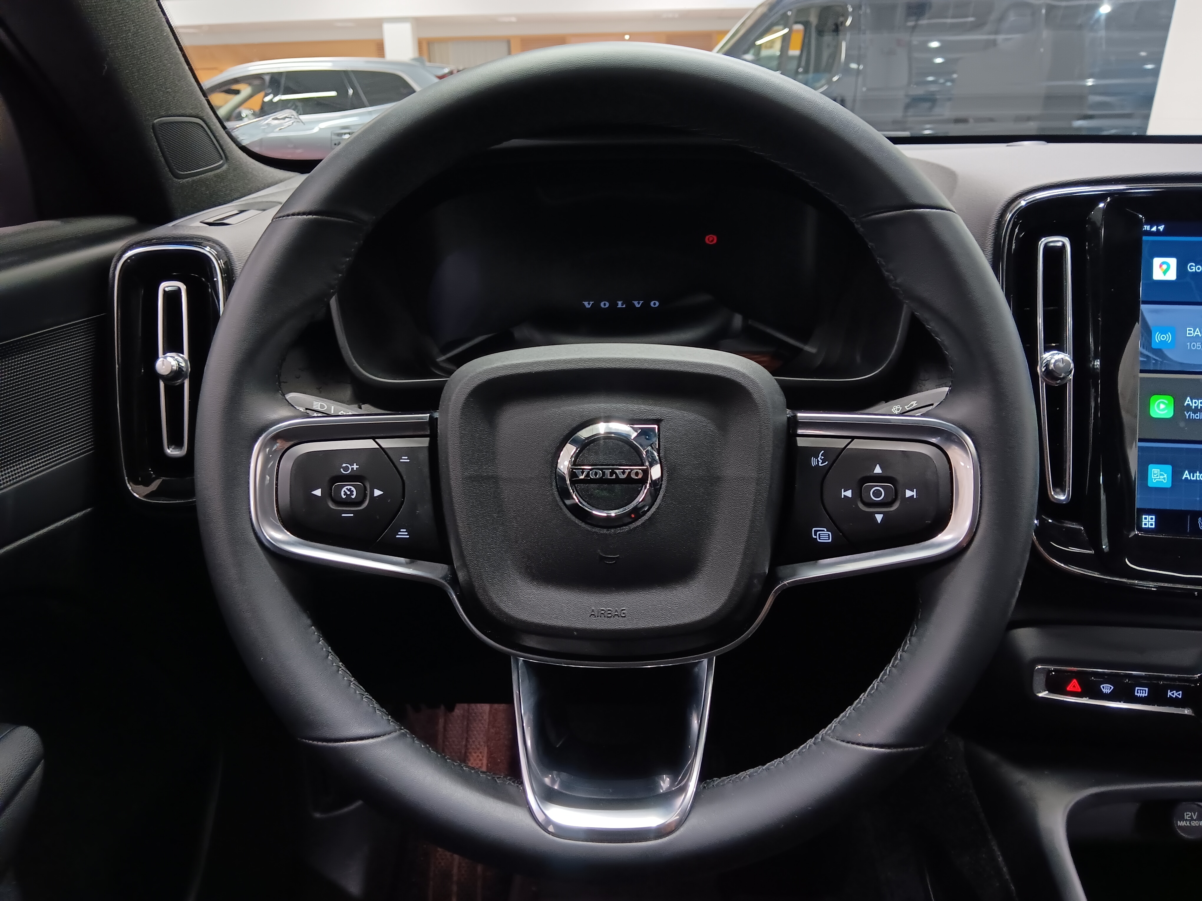 Volvo C40 RECHARGE SINGLE PLUS EXTENDED RANGE