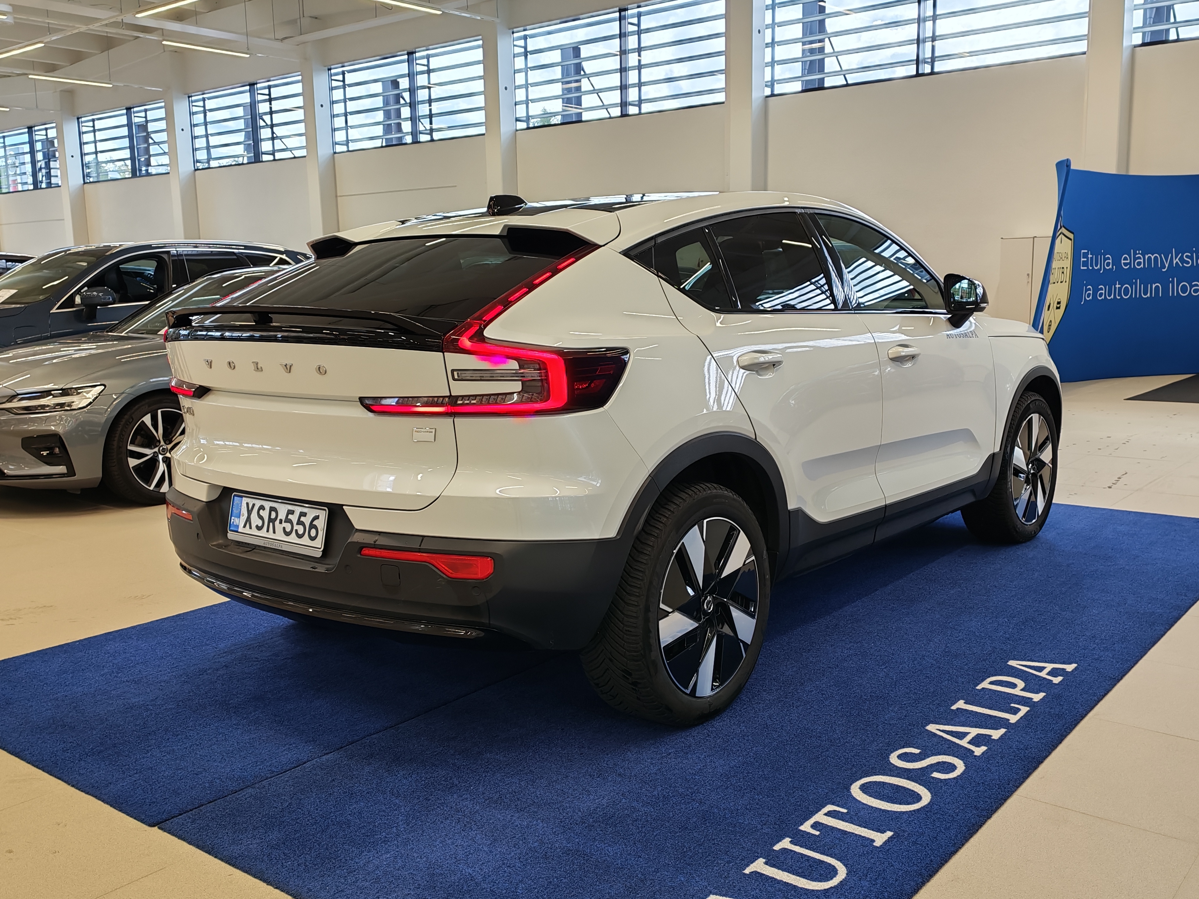 Volvo C40 RECHARGE SINGLE PLUS.