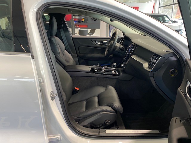 Volvo S60 T8 AWD LONG RANGE PLUS BRIGHT AUT.