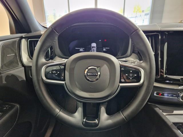 Volvo XC60 T8 AWD LONG RANGE HIGH PERFORMANCE ULTRA DARK AUT