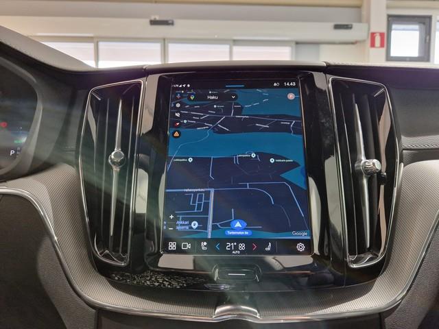 Volvo XC60 T8 AWD LONG RANGE HIGH PERFORMANCE ULTRA DARK AUT