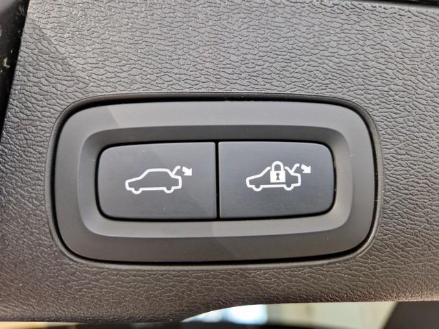 Volvo XC60 T8 AWD LONG RANGE HIGH PERFORMANCE ULTRA DARK AUT.