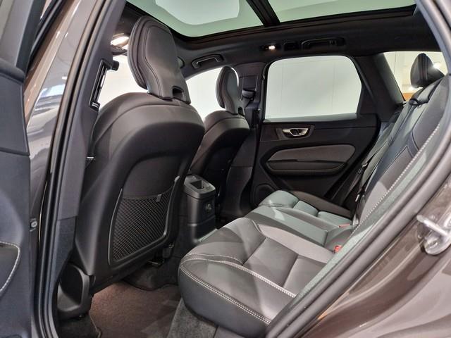 Volvo XC60 T8 AWD LONG RANGE HIGH PERFORMANCE ULTRA DARK AUT