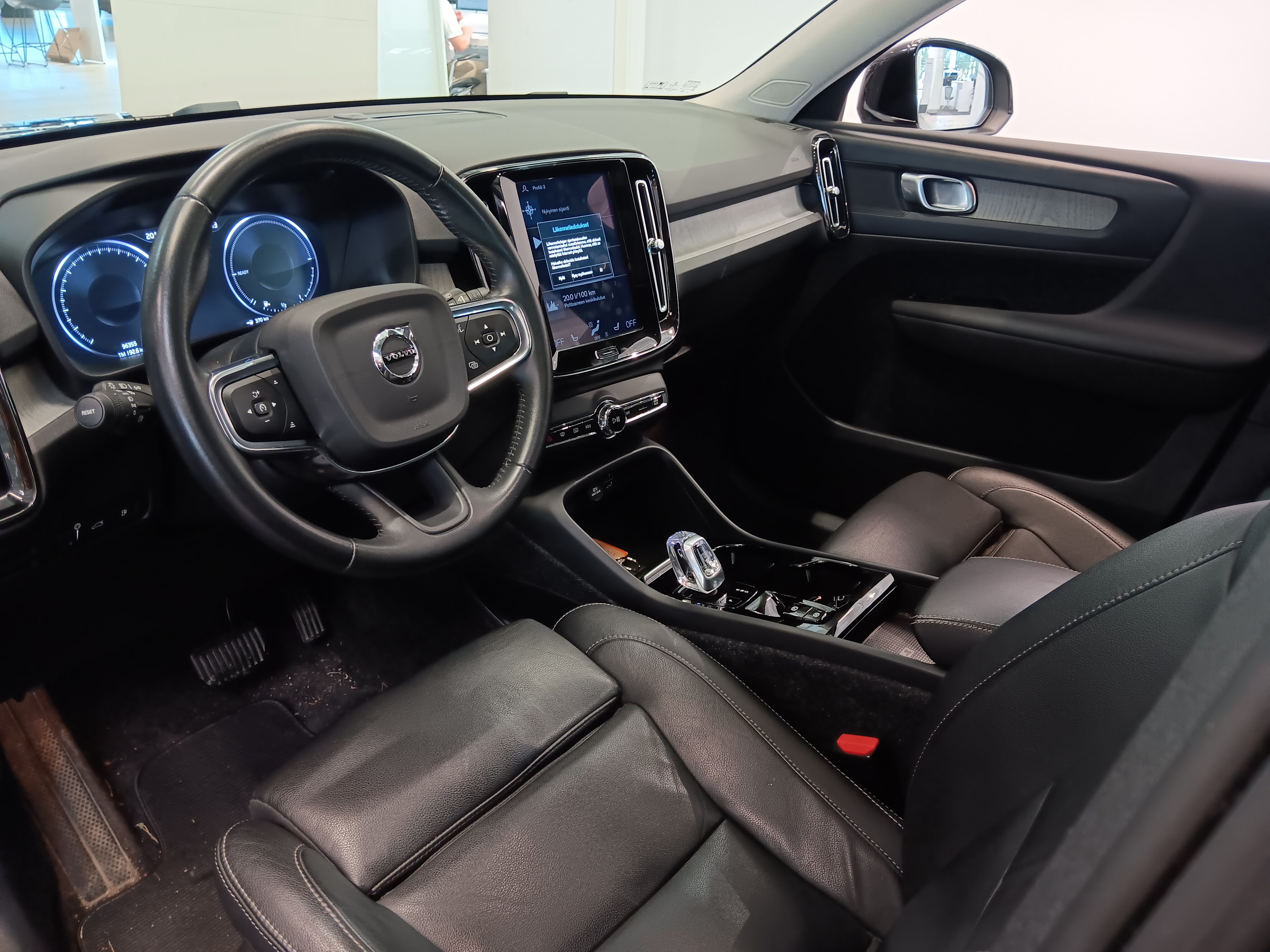 Volvo XC40 T5 TWE INSCRIPTION TAKUU 24KK/40TKM