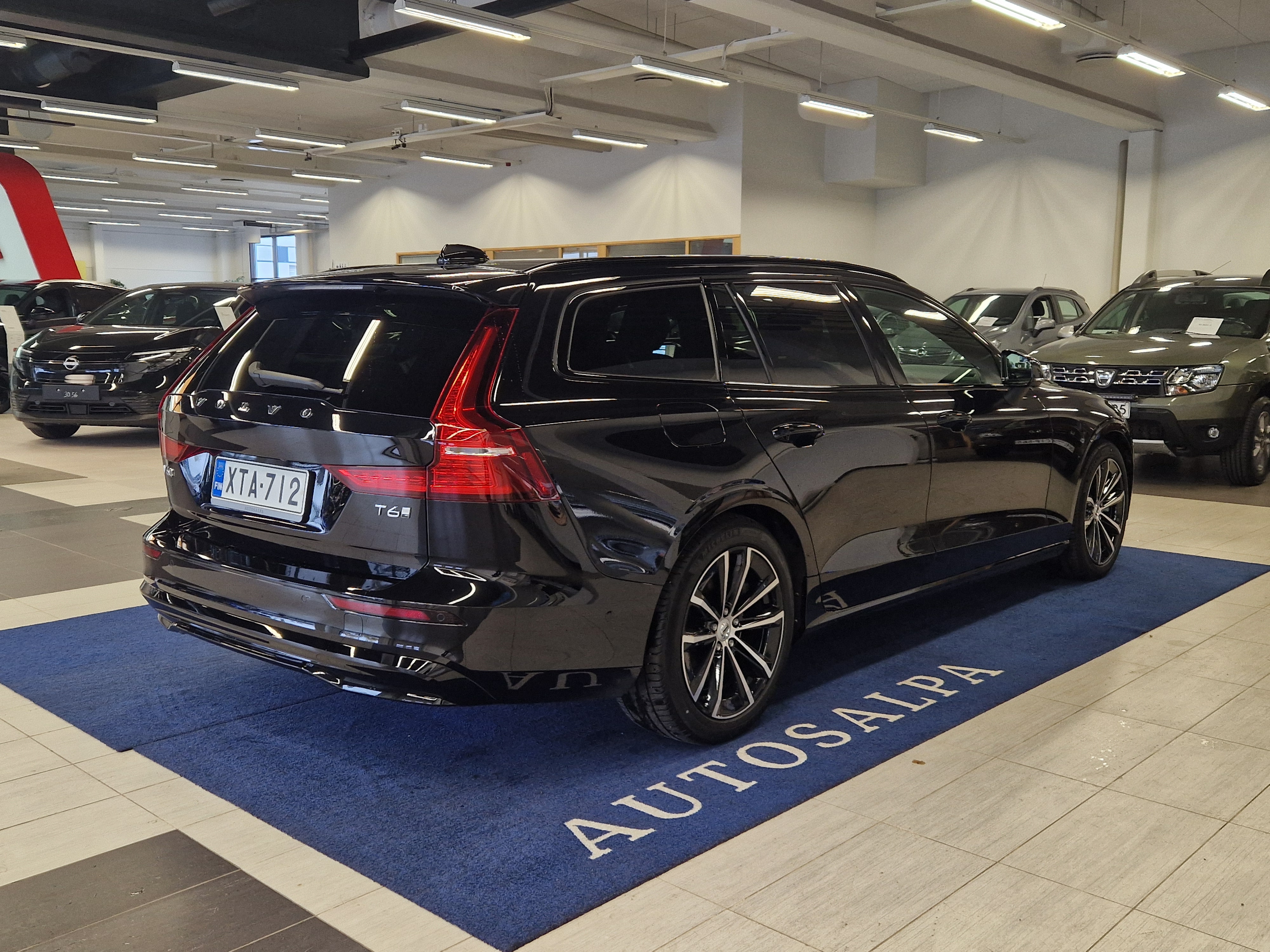 Volvo V60 2025, bild 3/20