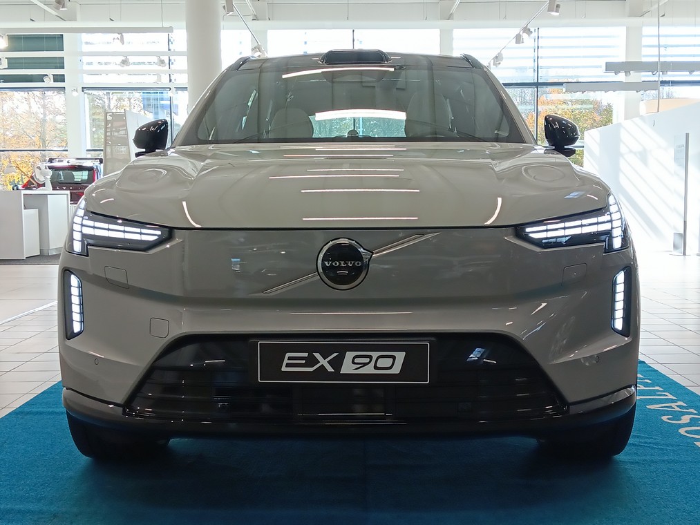 Volvo EX90 TWIN ULTRA