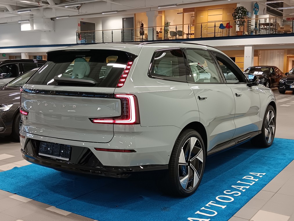 Volvo EX90 TWIN ULTRA
