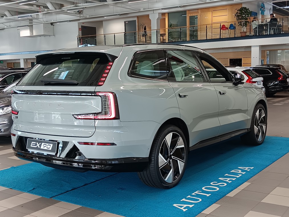 Volvo EX90 TWIN ULTRA
