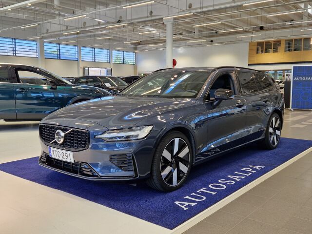 volvo V60 T6 AWD LONG RANGE ULTRA DARK
