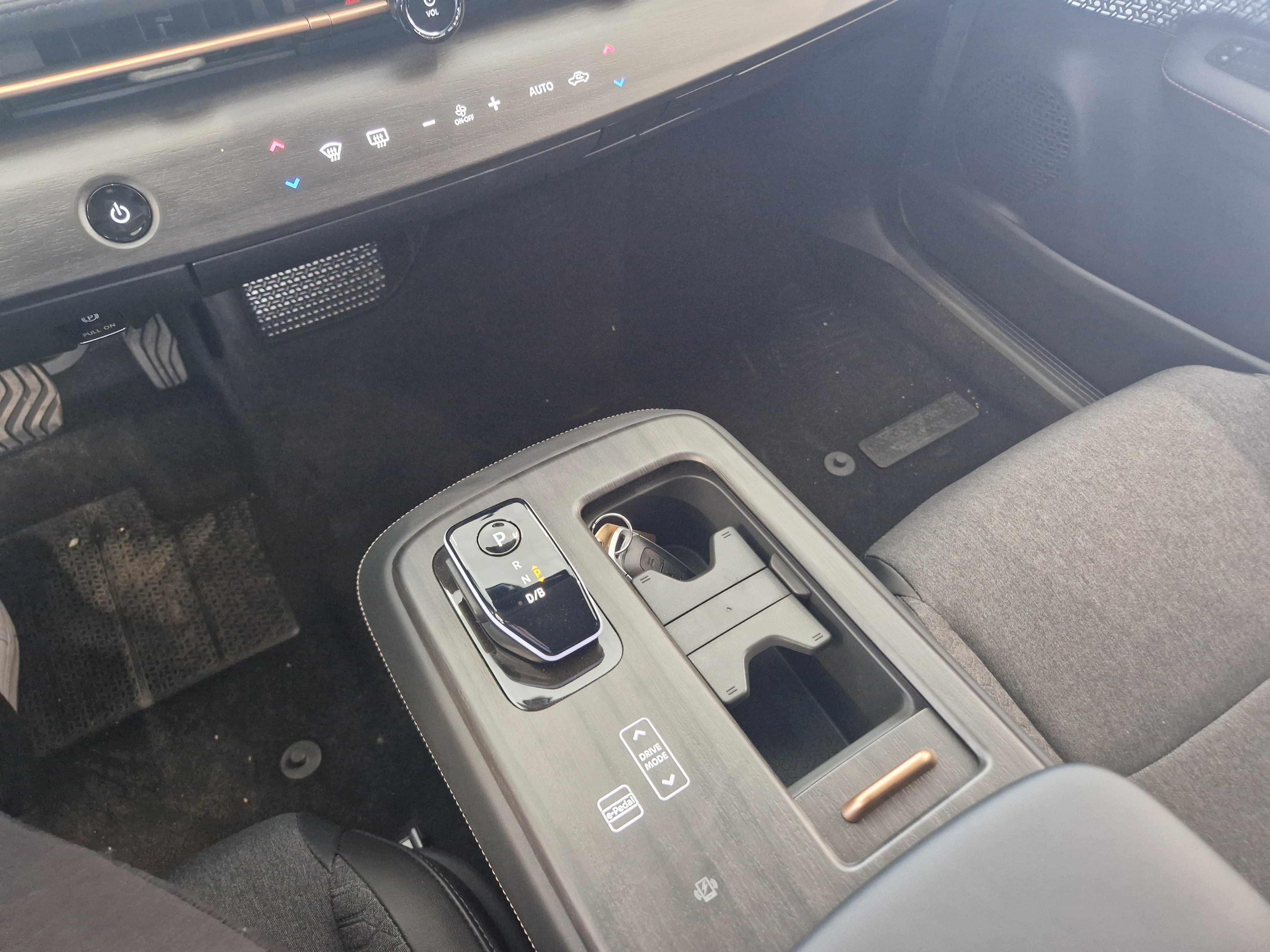 Nissan ARIYA 63KWH ADVANCE 2WD 22KW CHARGER