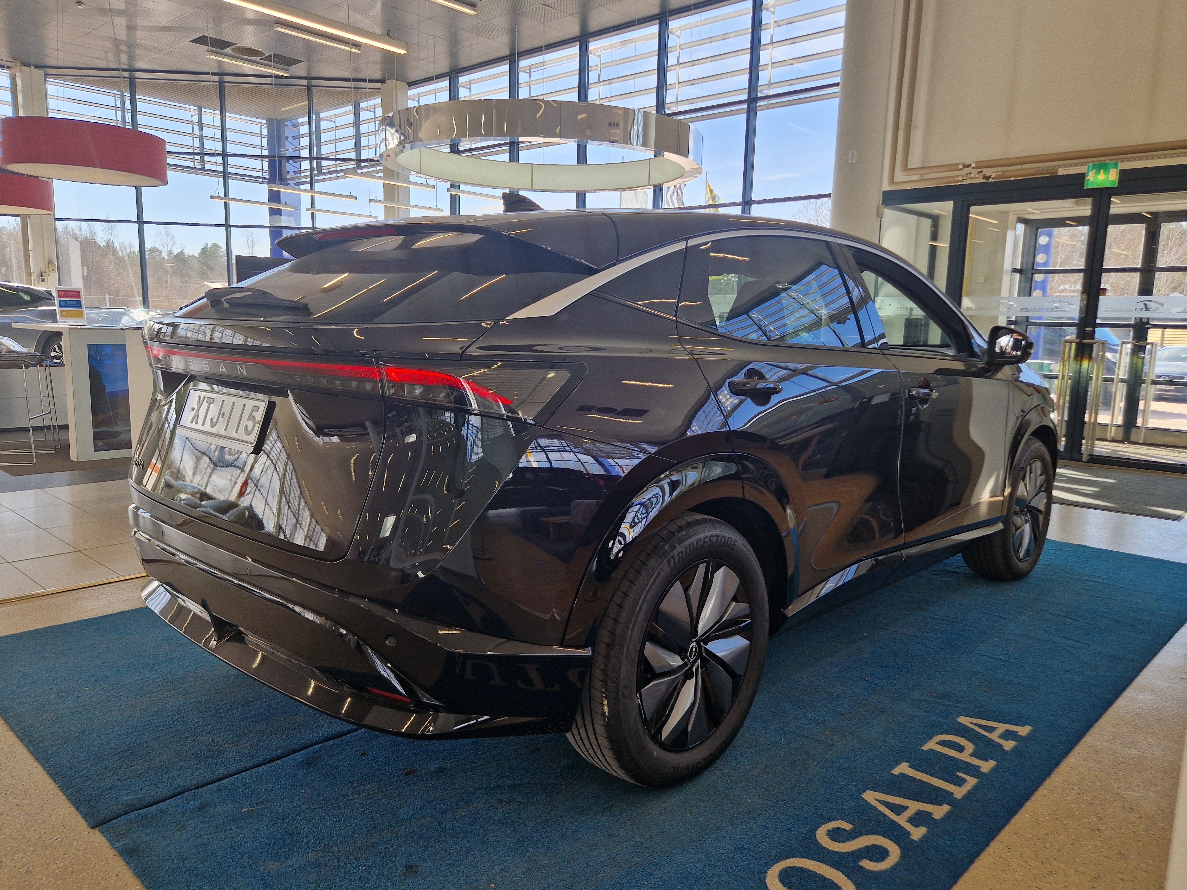 Nissan ARIYA 63KWH ADVANCE 2WD 22KW CHARGER