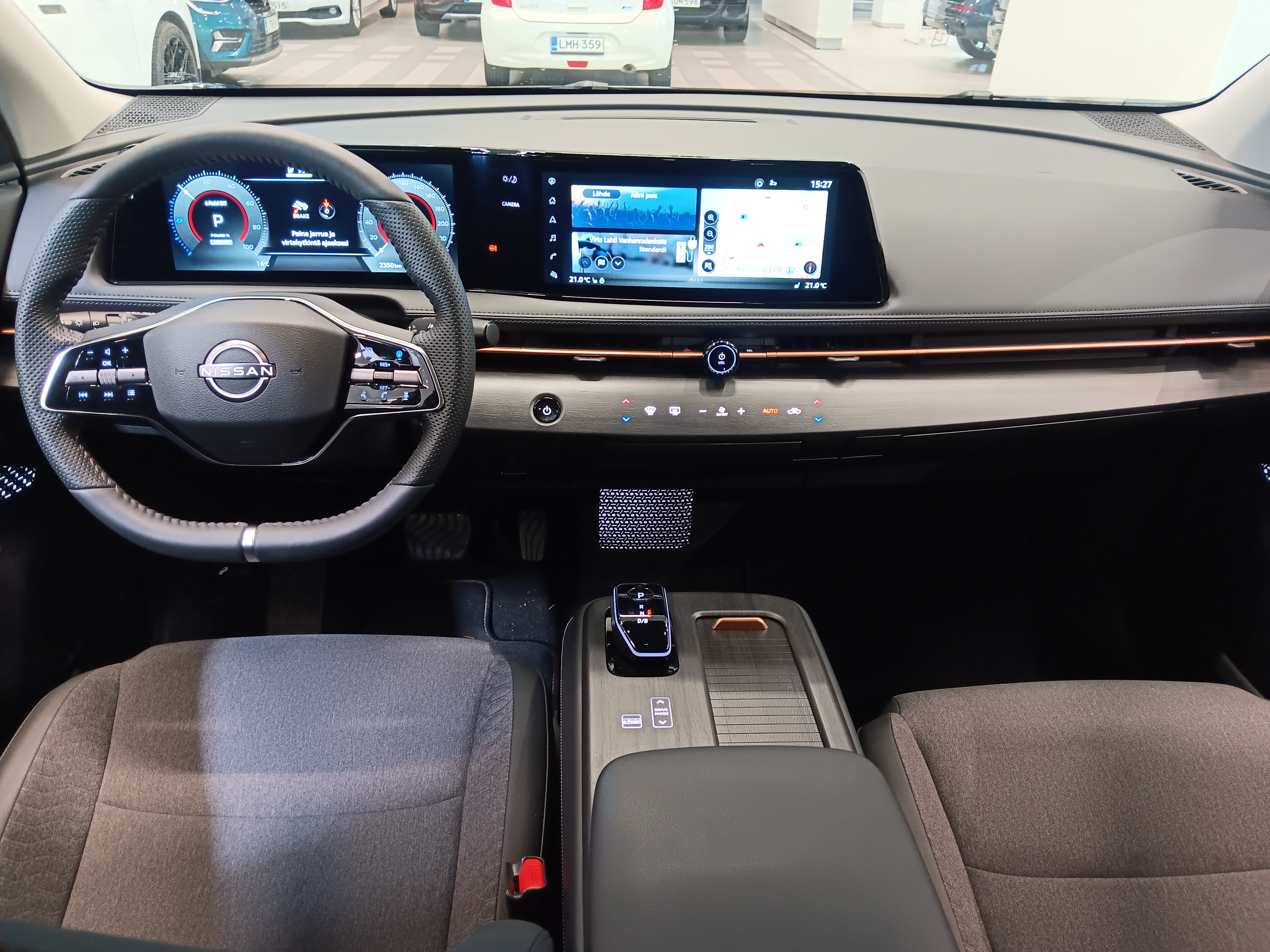 Nissan ARIYA 63KWH ADVANCE 2WD 22KW CHARGER.