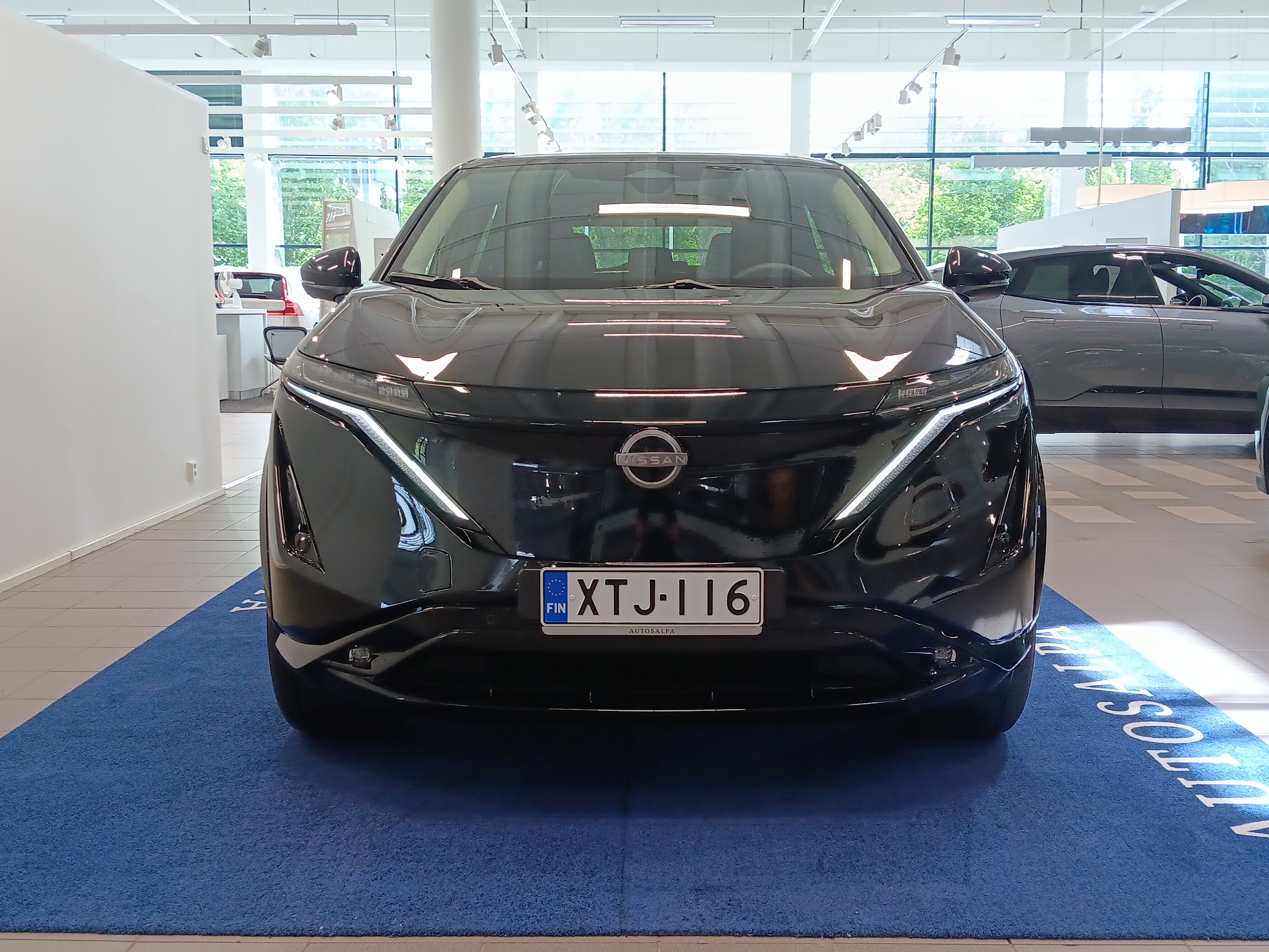 Nissan ARIYA 63KWH ADVANCE 2WD 22KW CHARGER.