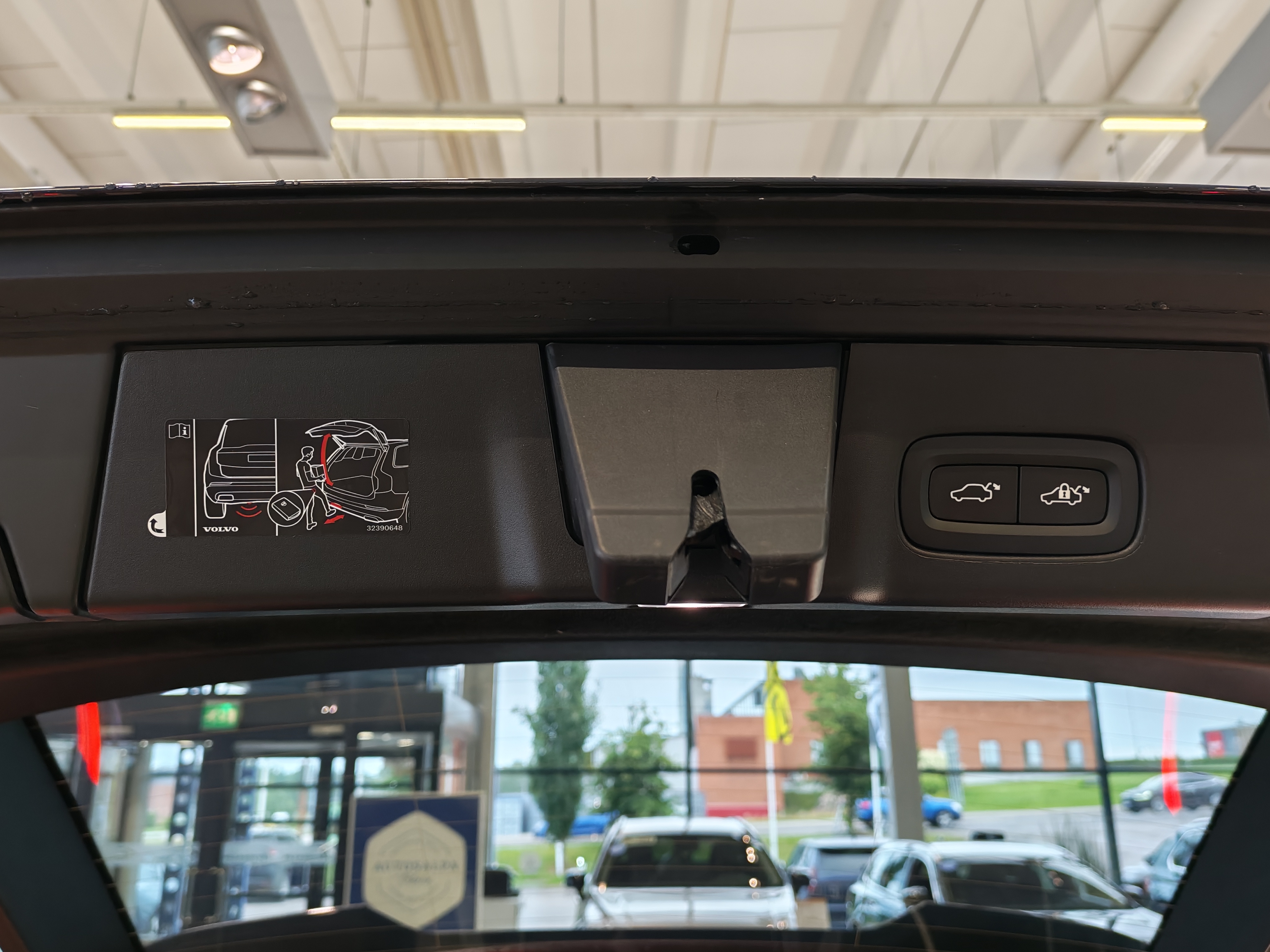 Volvo V90 T8 AWD LONG RANGE CLASSIC BRIGHT TAKUU 24KK/40TKM
