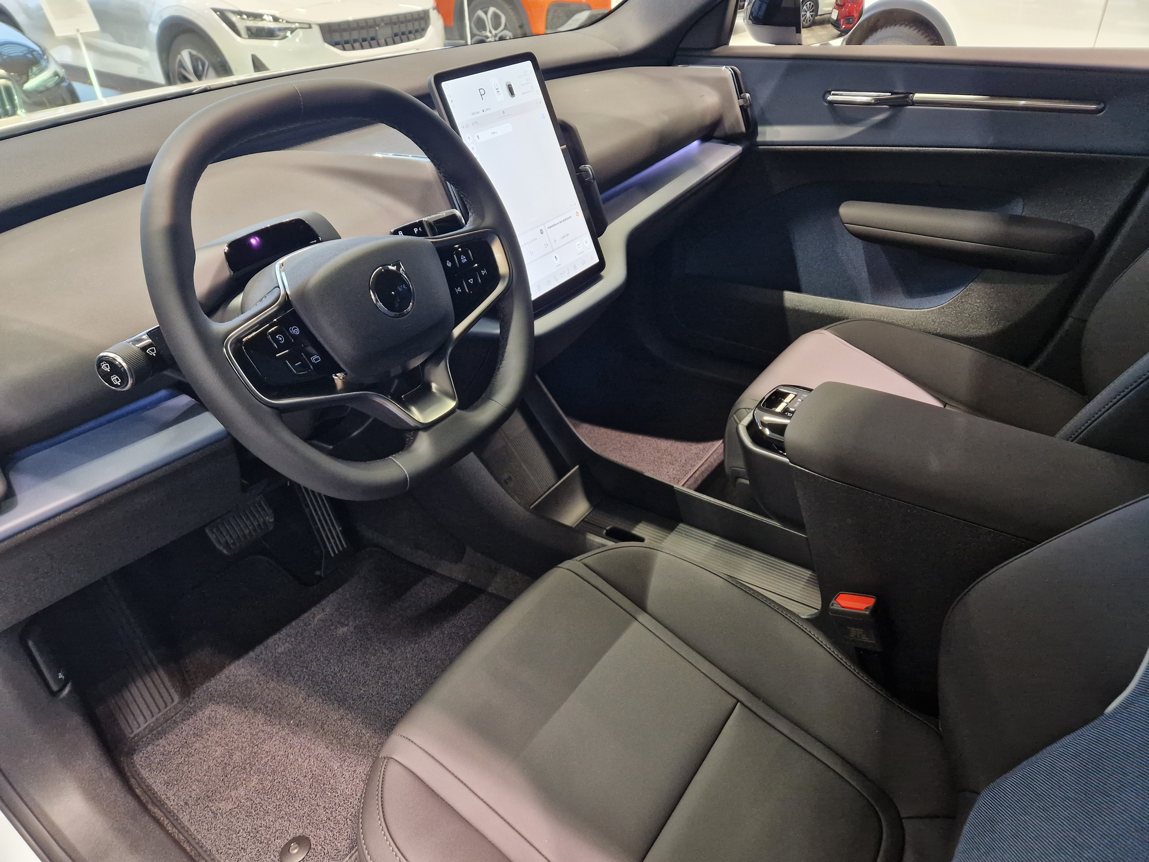 Volvo EX30 Twin Performance Plus 2026, kuva 3/11