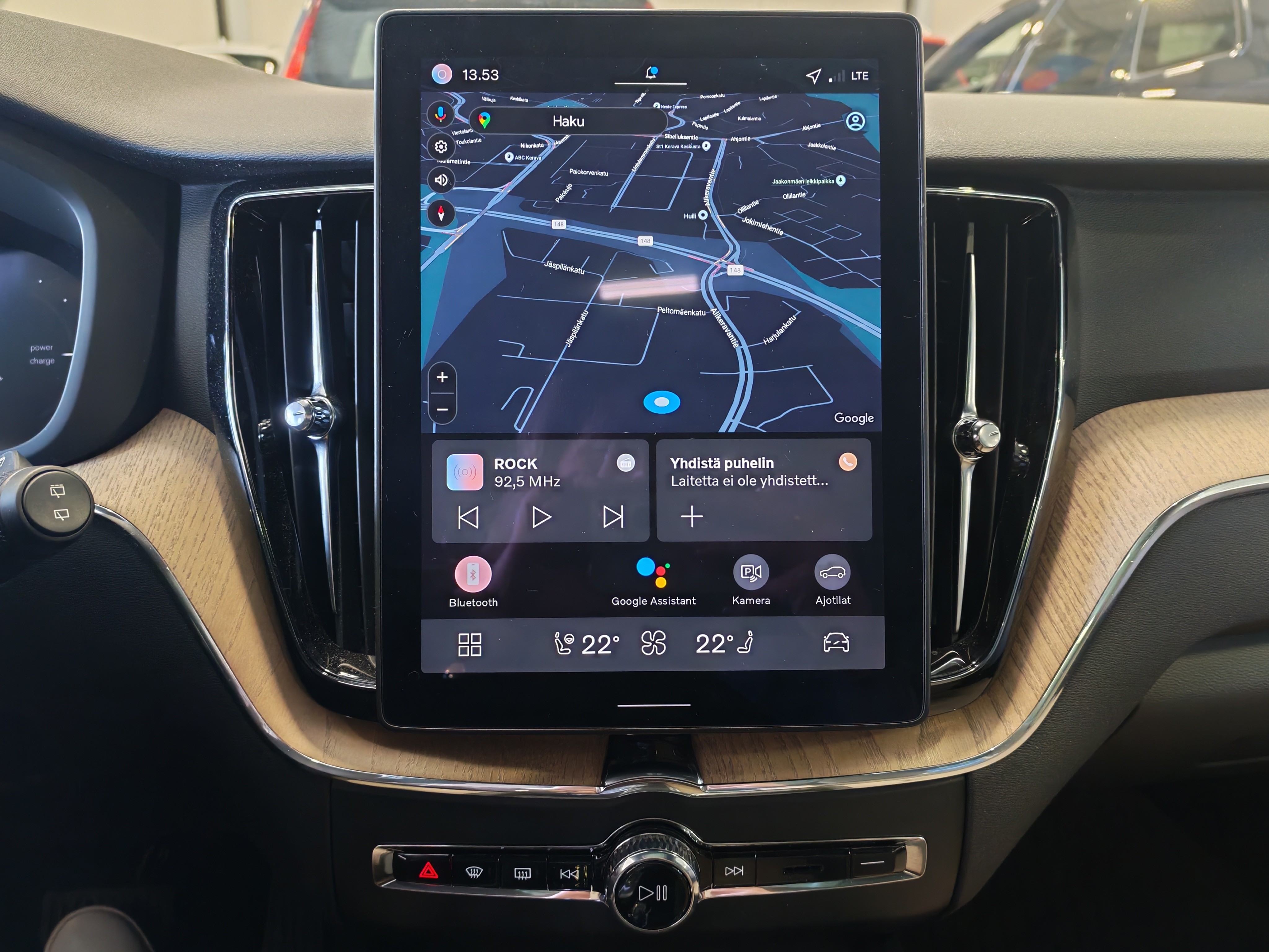 Volvo XC60 T6 AWD LONG RANGE PLUS DARK TAKUU 24KK/40TKM