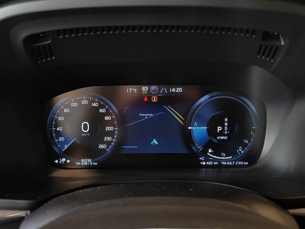Volvo XC60 T8 TWE AWD INSCRIPTION. TAKUU 24KK/40TKM.
