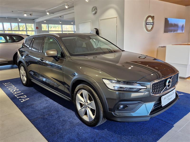 Volvo V60 Cross Country 2019, kuva 2/27