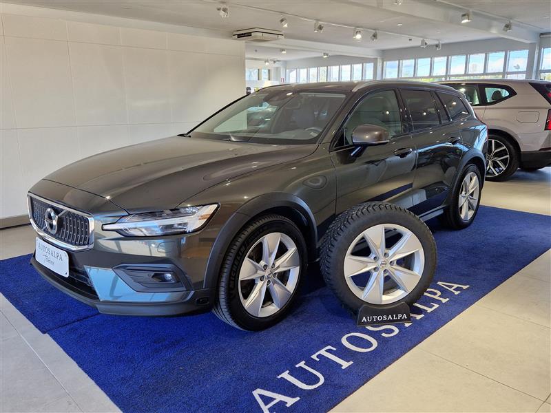 Volvo V60 Cross Country 2019, kuva 3/27