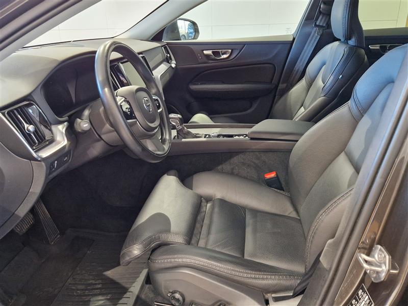 Volvo V60 Cross Country 2019, kuva 7/27