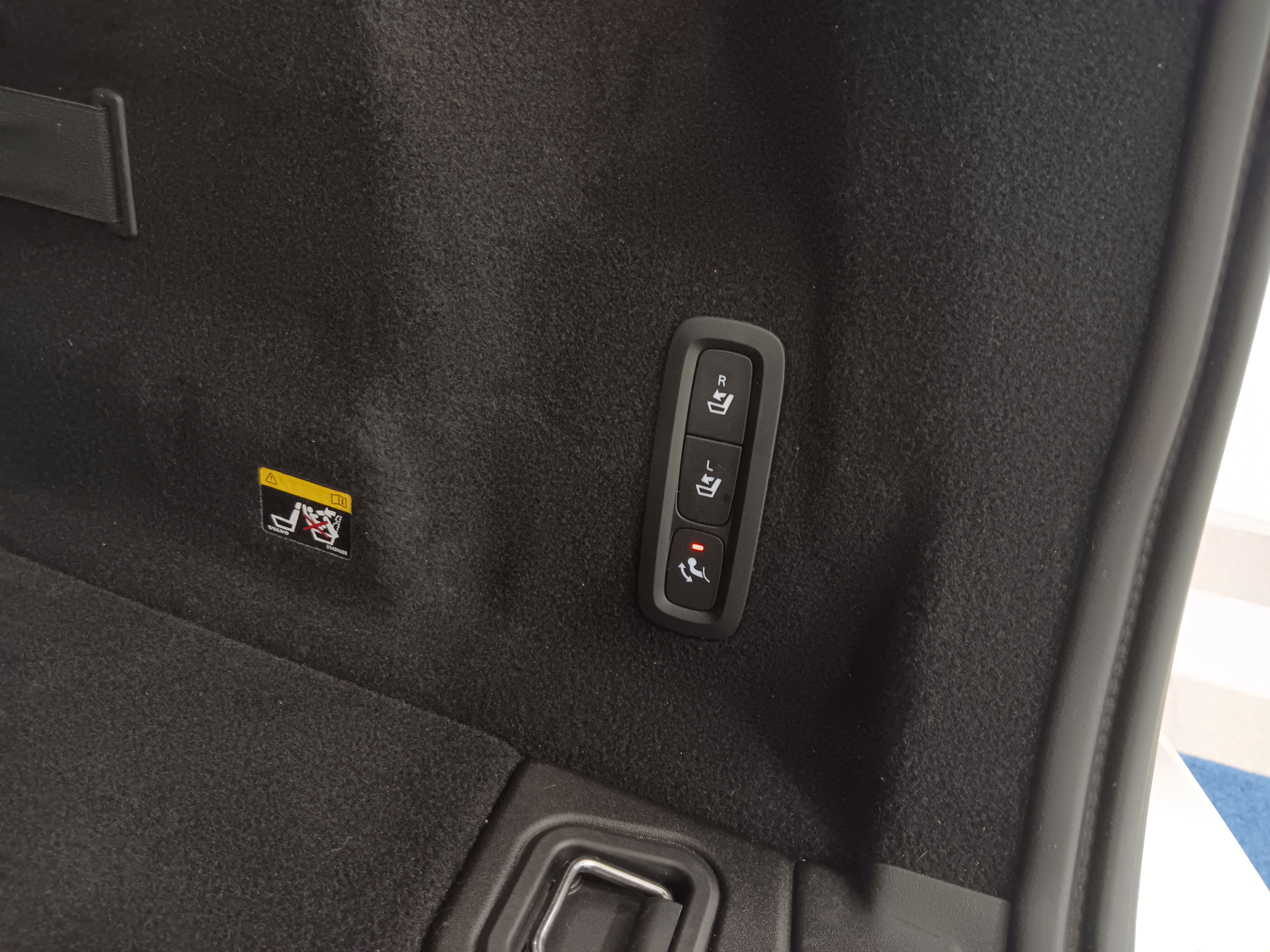 Volvo XC60 2019, bild 7/22