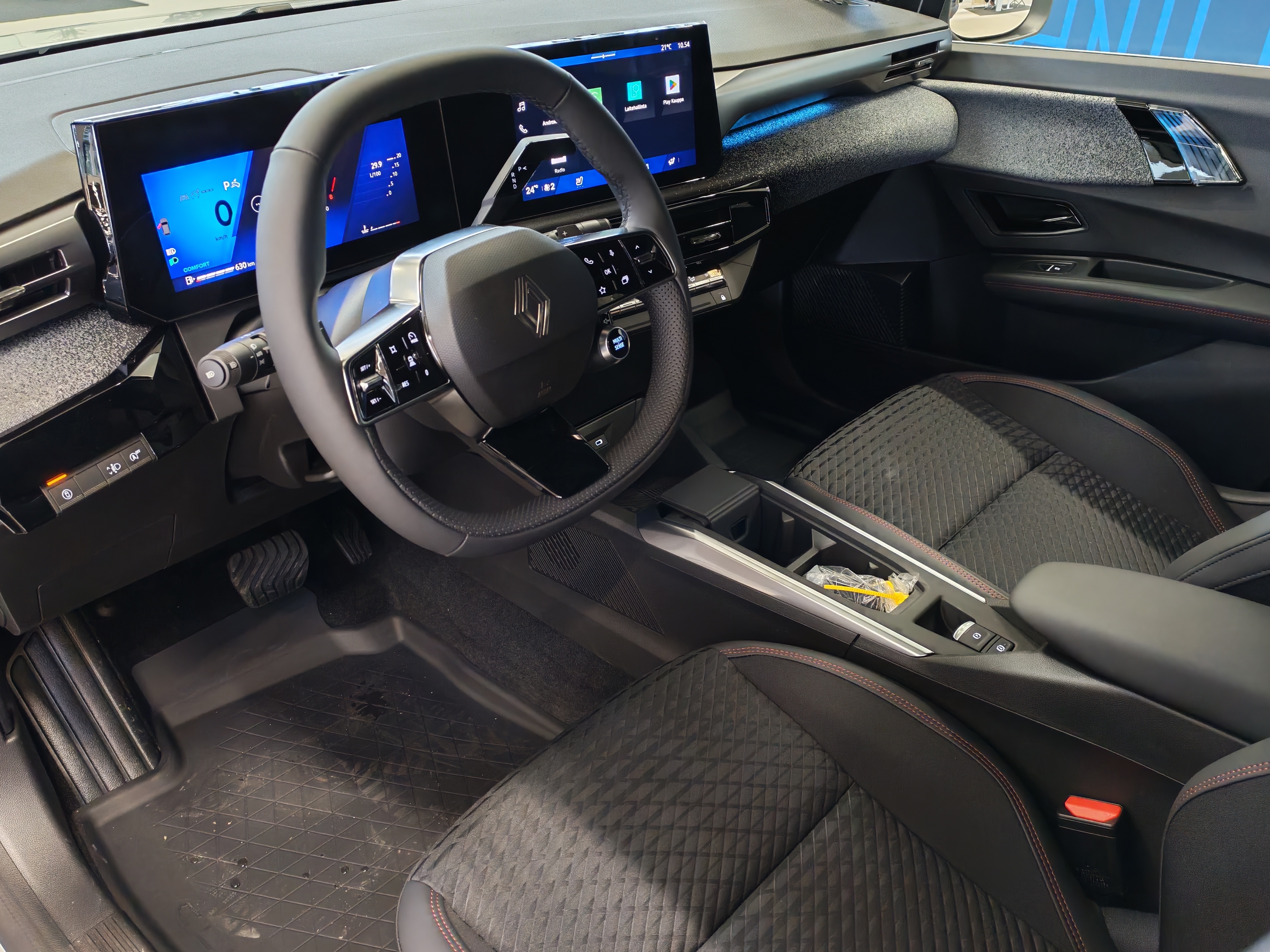 Renault CLIO TCE 115 EDC TECHNO.