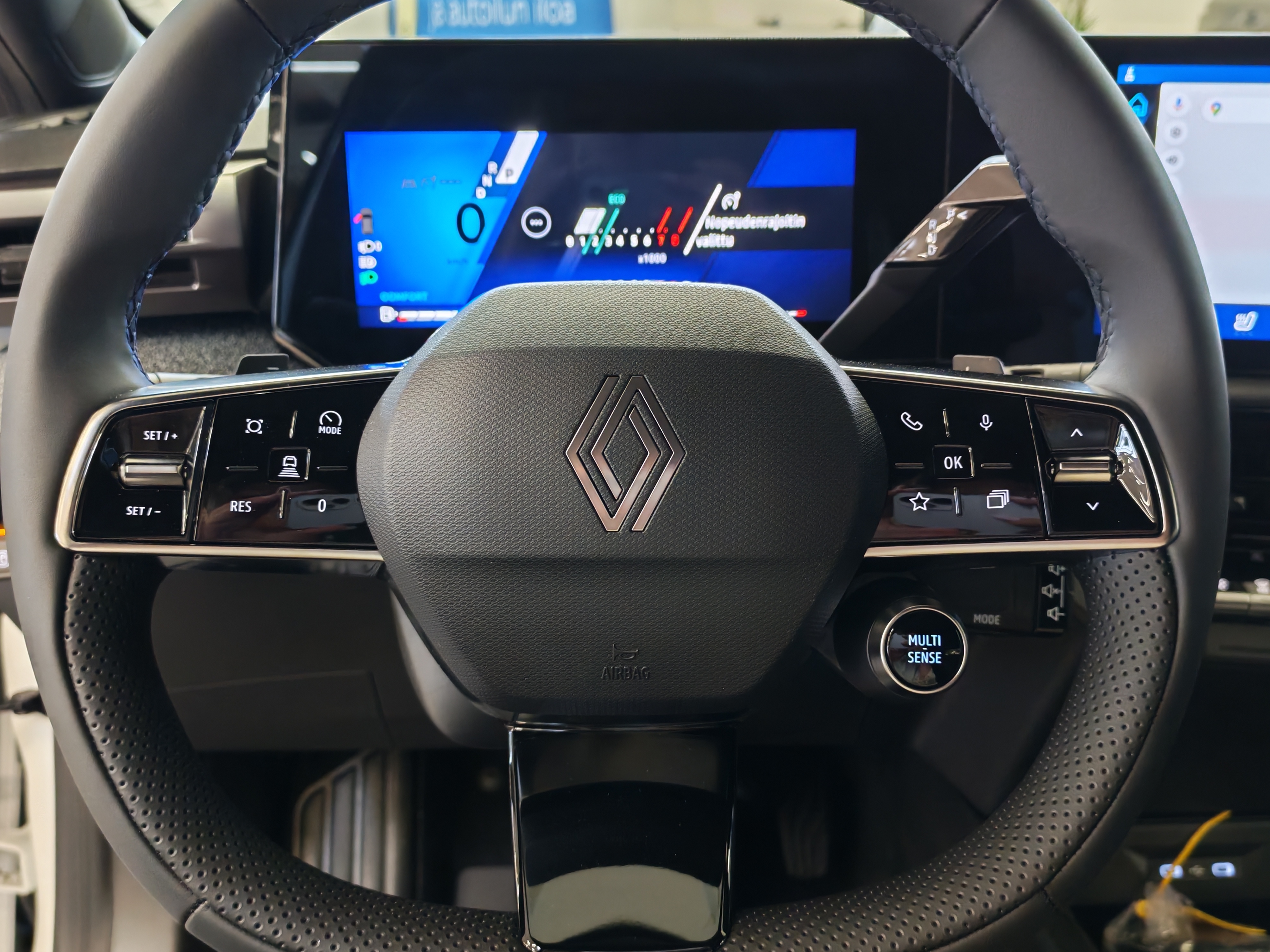 Renault CLIO TCE 115 EDC TECHNO.