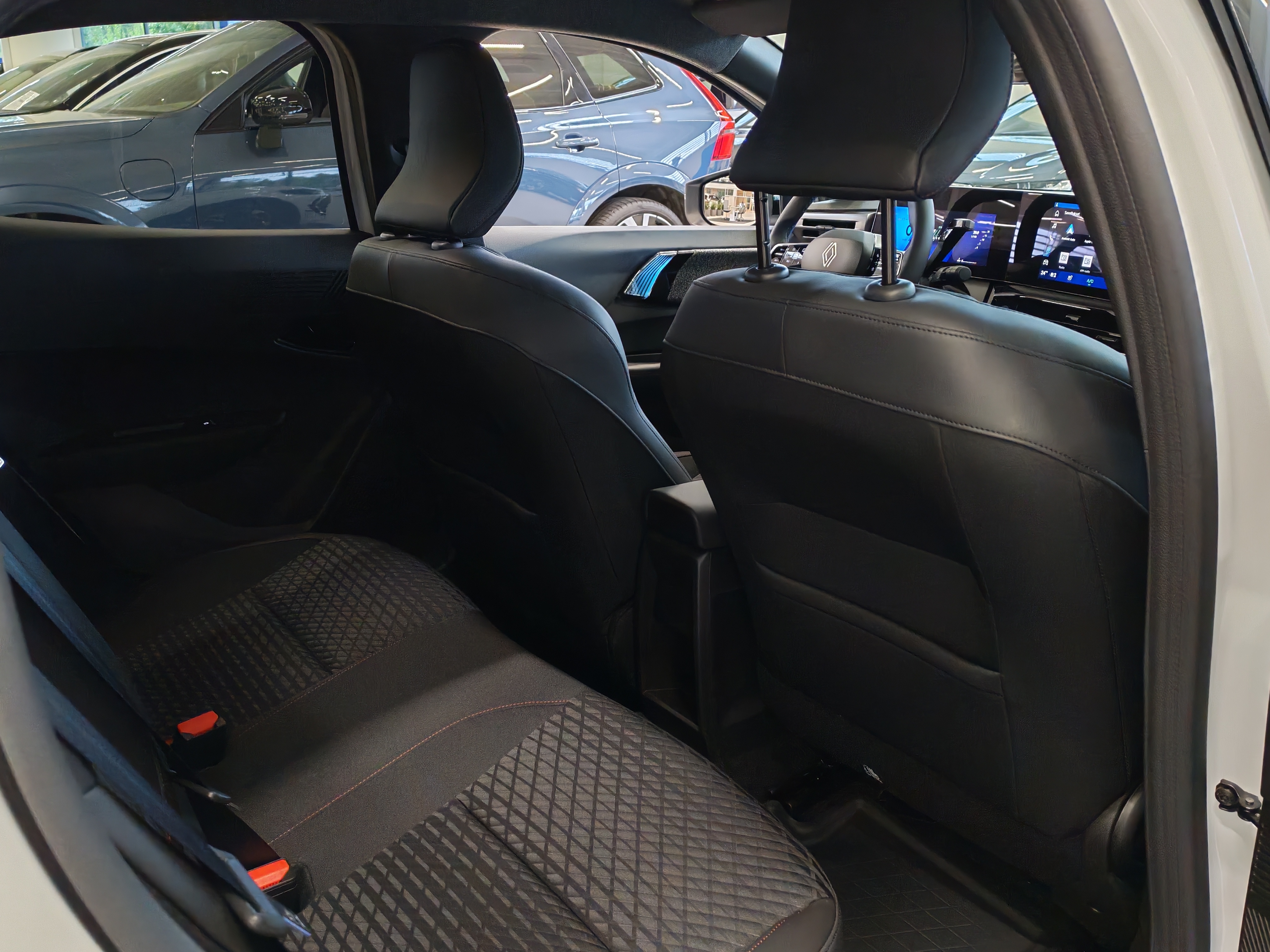 Renault CLIO TCE 115 EDC TECHNO.