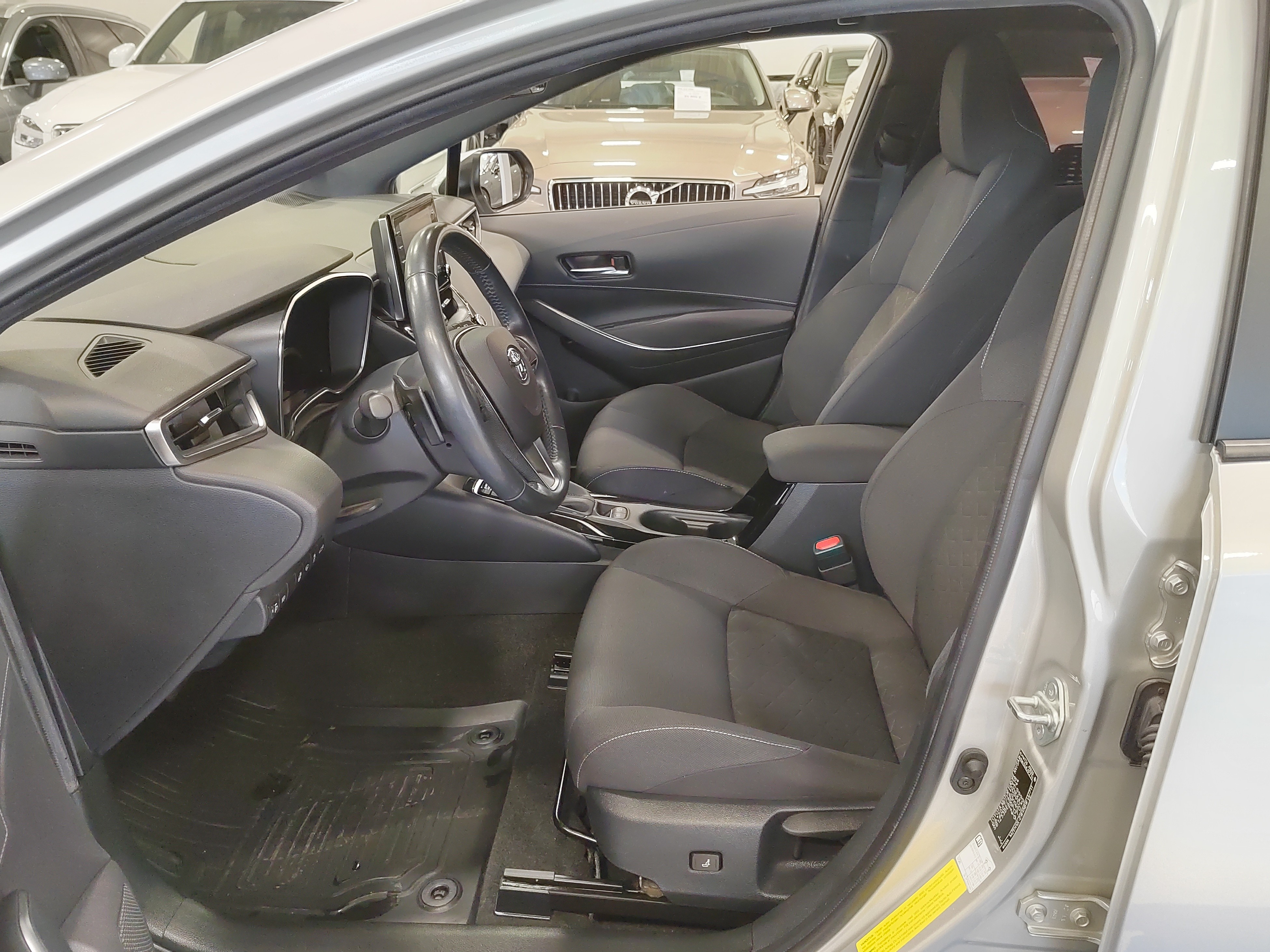Toyota COROLLA TOURING SPORTS 2,0 HYBRID ACTIVE EDITION