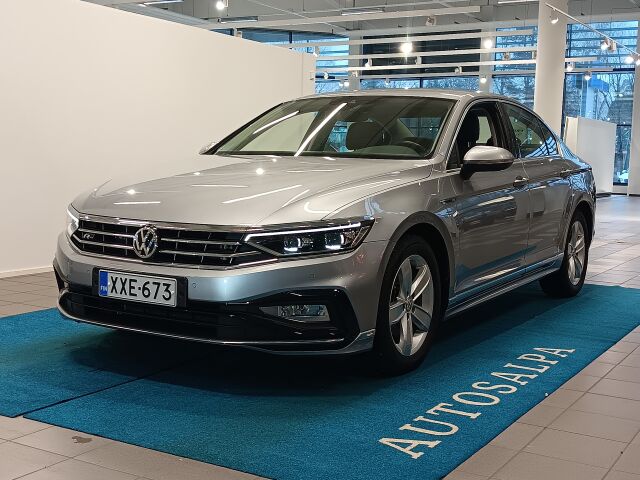 volkswagen PASSAT SEDAN R-LINE 1,5 TSI EVO 110 KW DSG-AUTOMAATTI