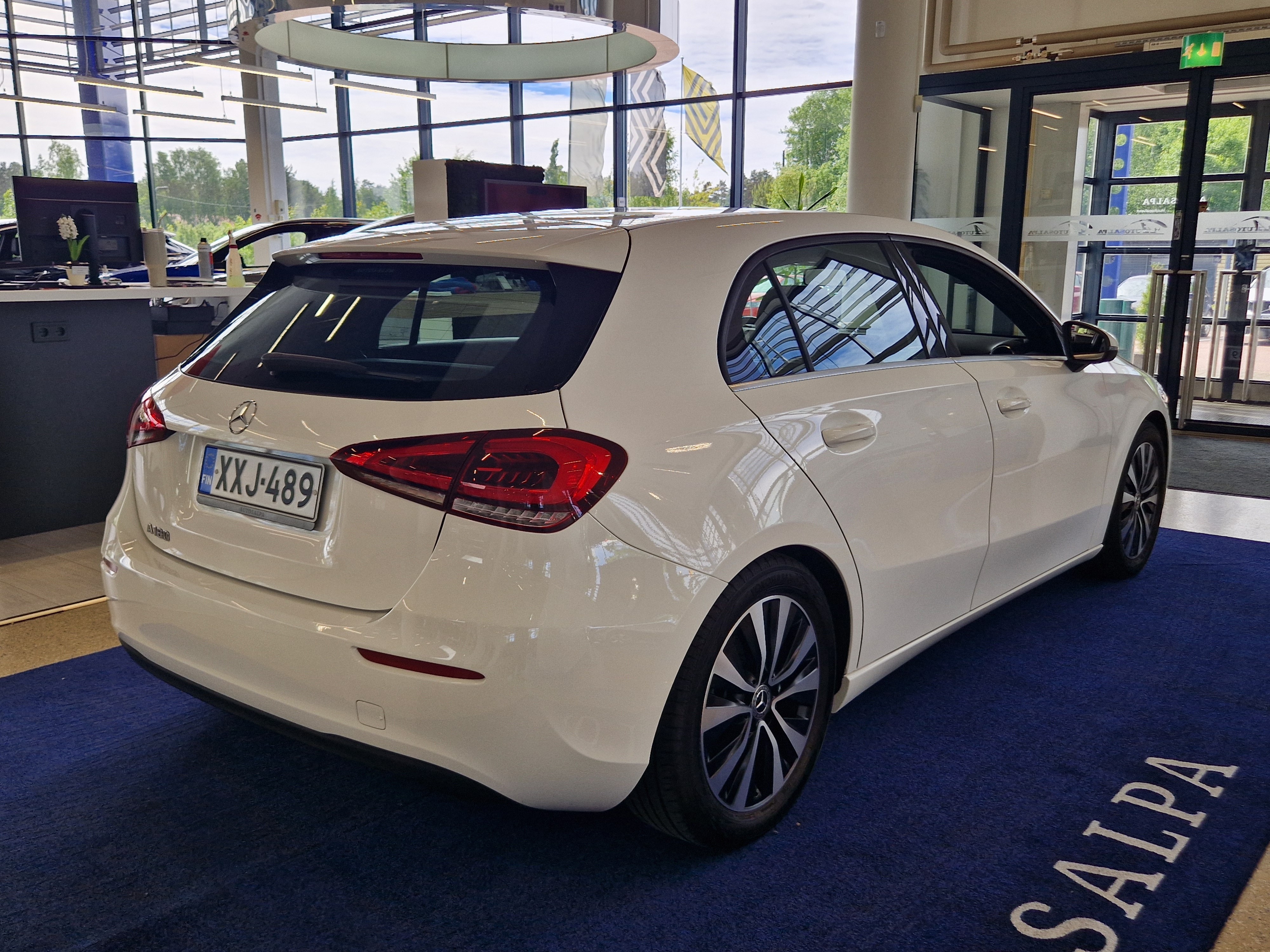 Mercedes-benz A 180 A BUSINESS STYLE TAKUU 12KK/20TKM