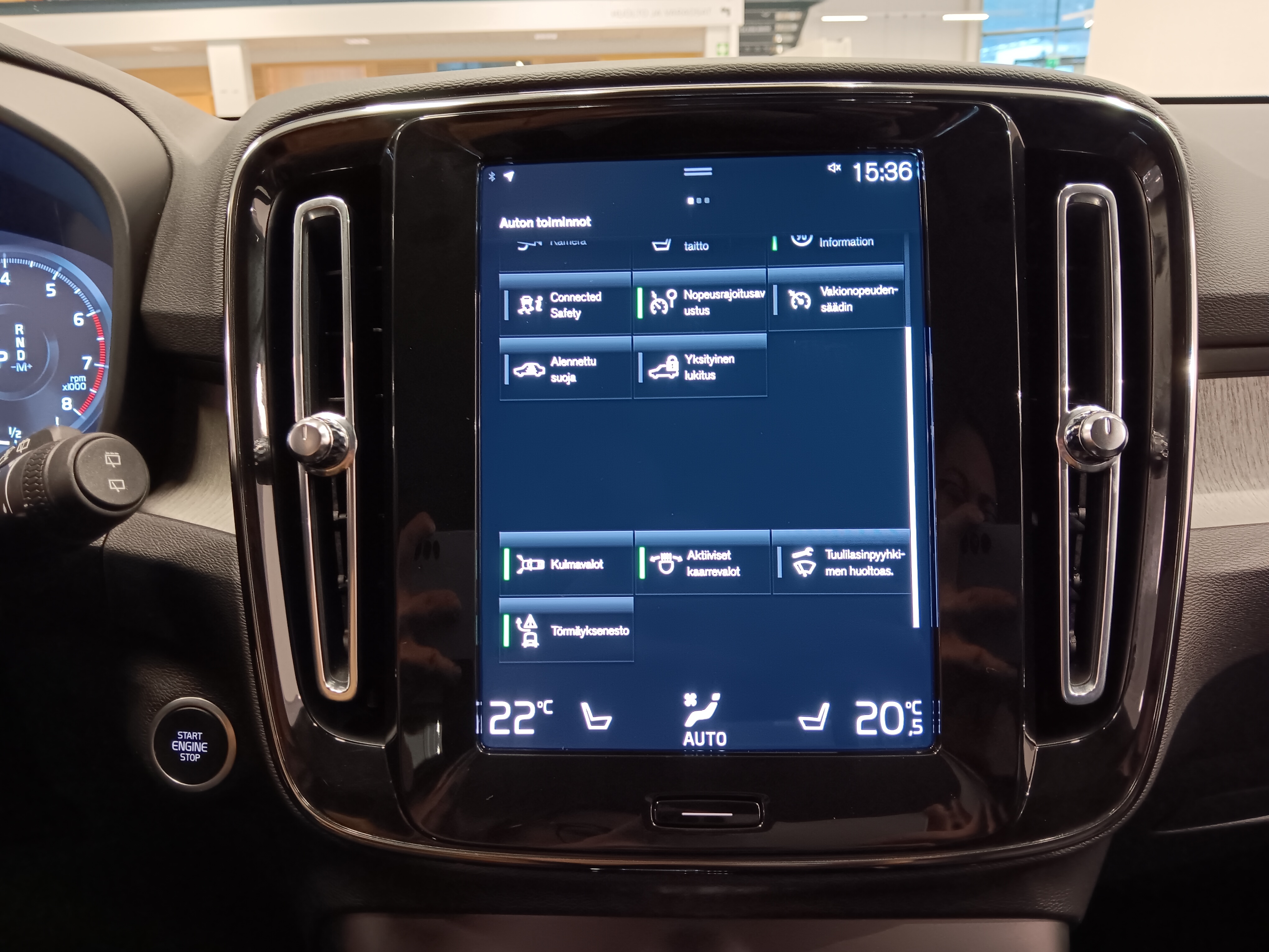 Volvo XC40 T3  INSCRIPTION AUT TAKUU 24KK/40TKM