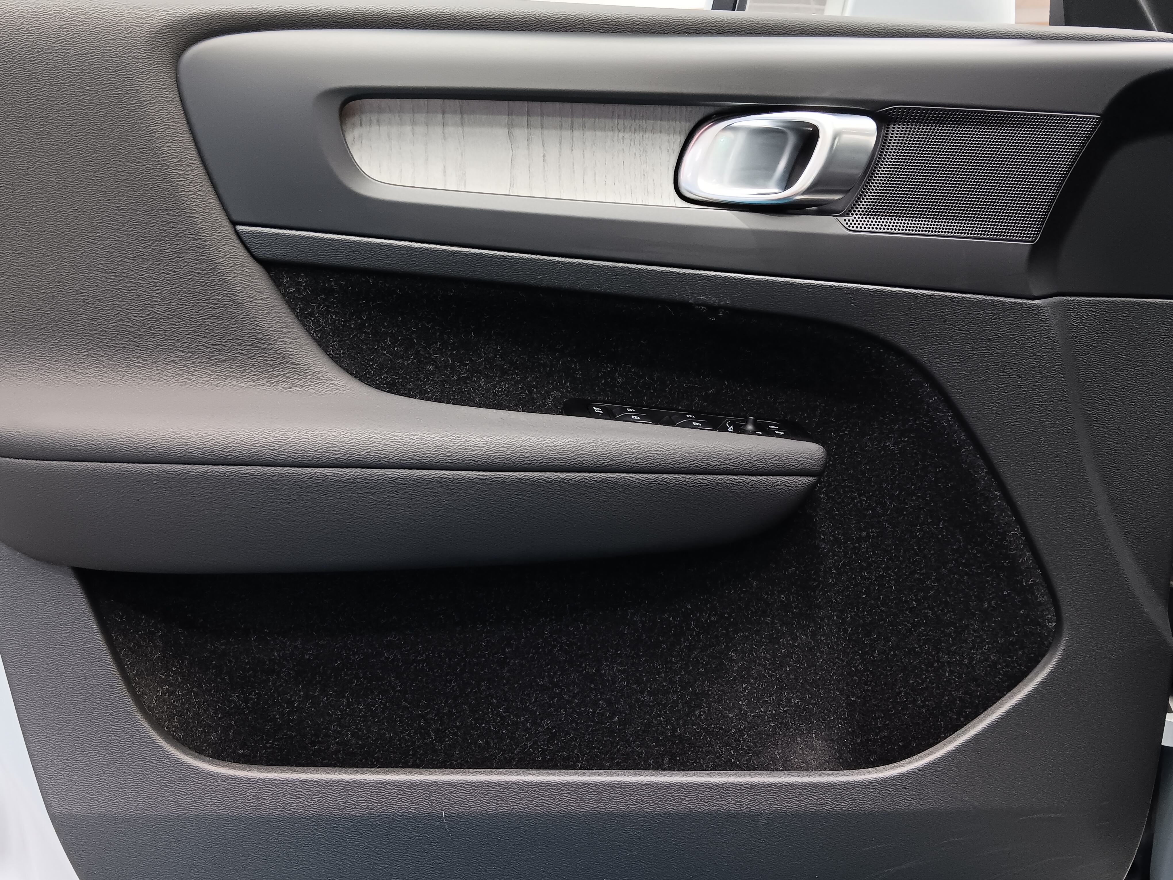 Volvo XC40 T3  INSCRIPTION AUT TAKUU 24KK/40TKM